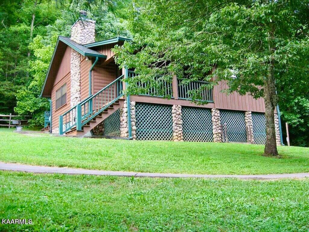 801 & 805 Hardin Lane