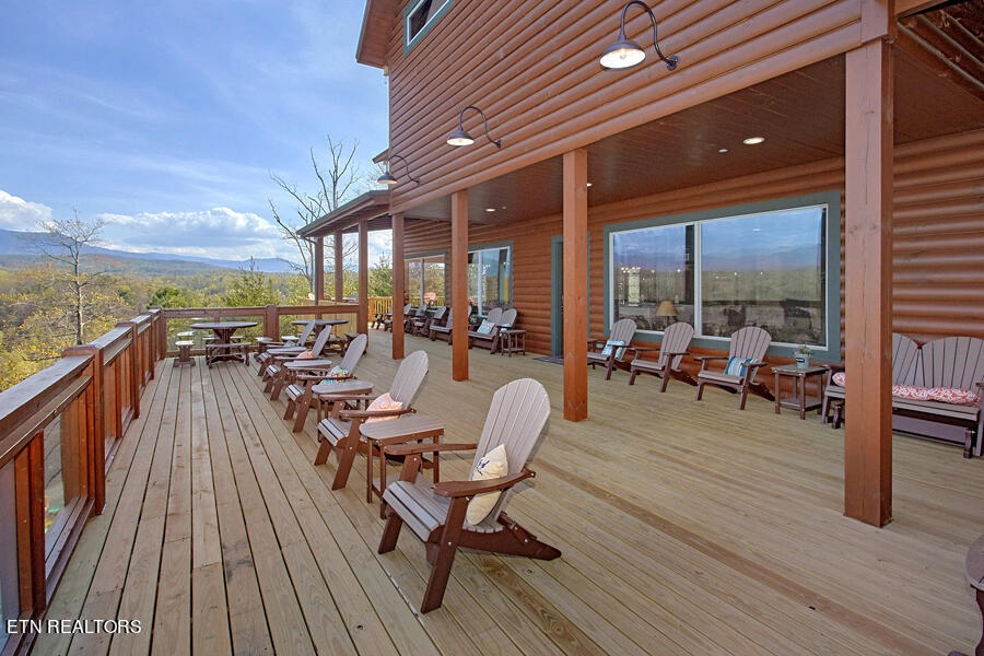 2006 Thistle Thorn Tr