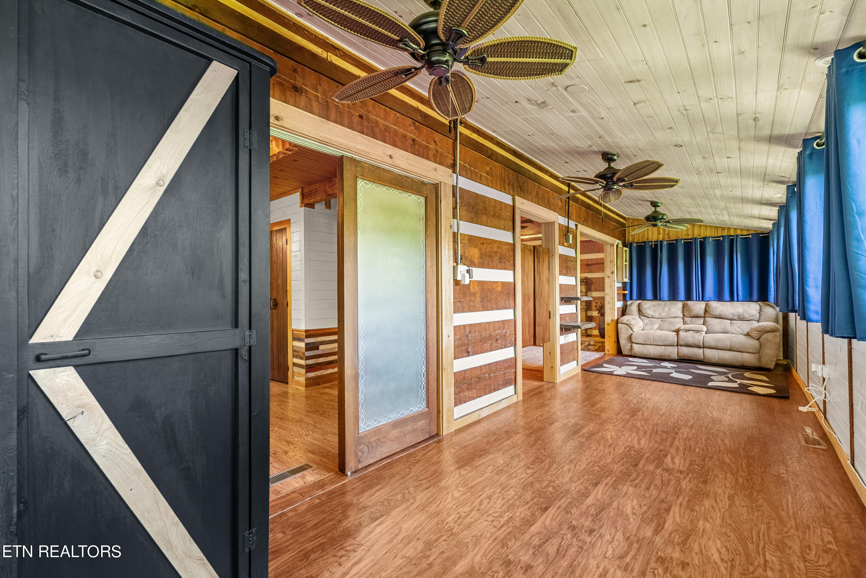 1810 Ridgecrest Drive