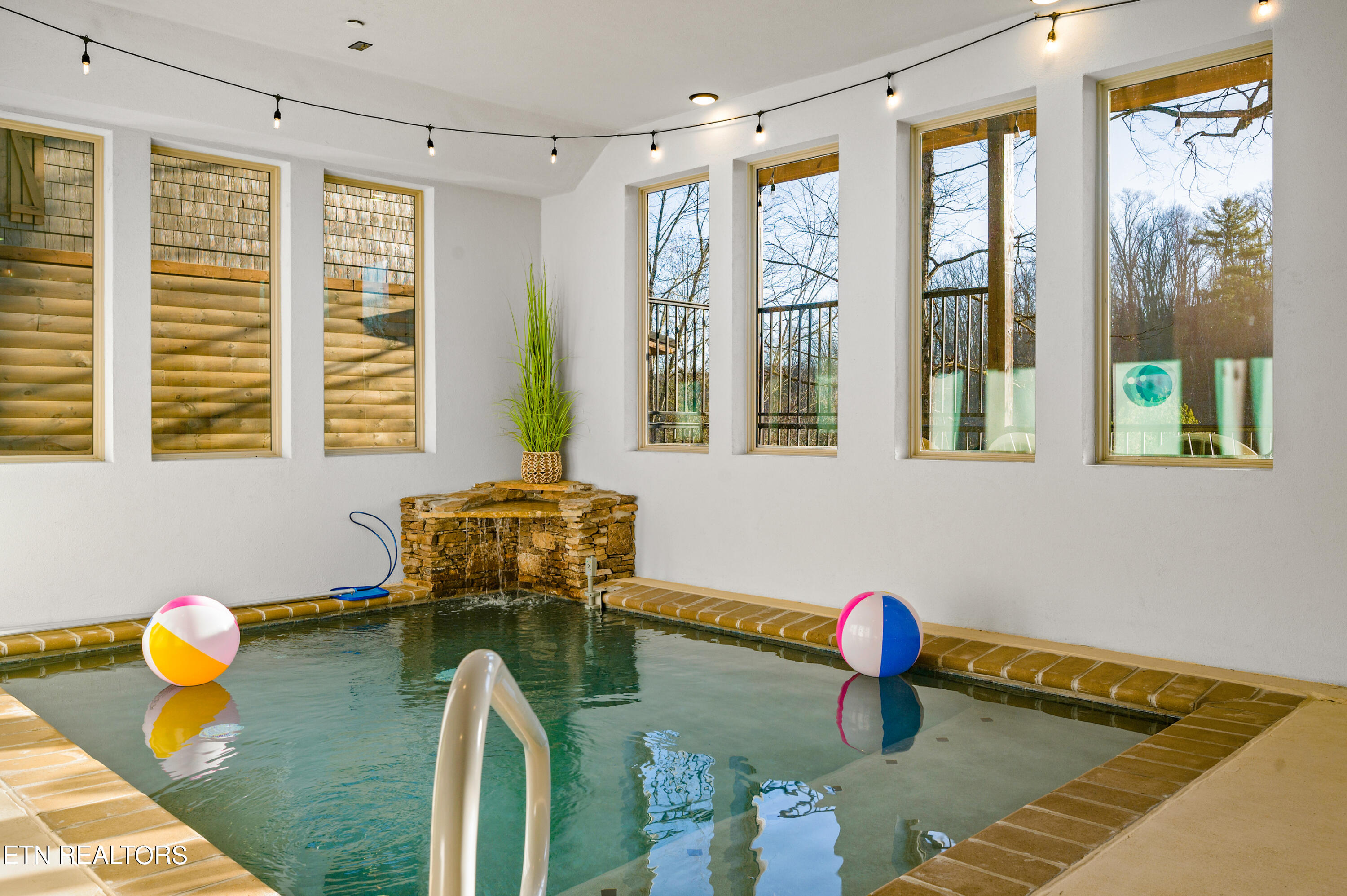 3031 Ridgetop Resort Way