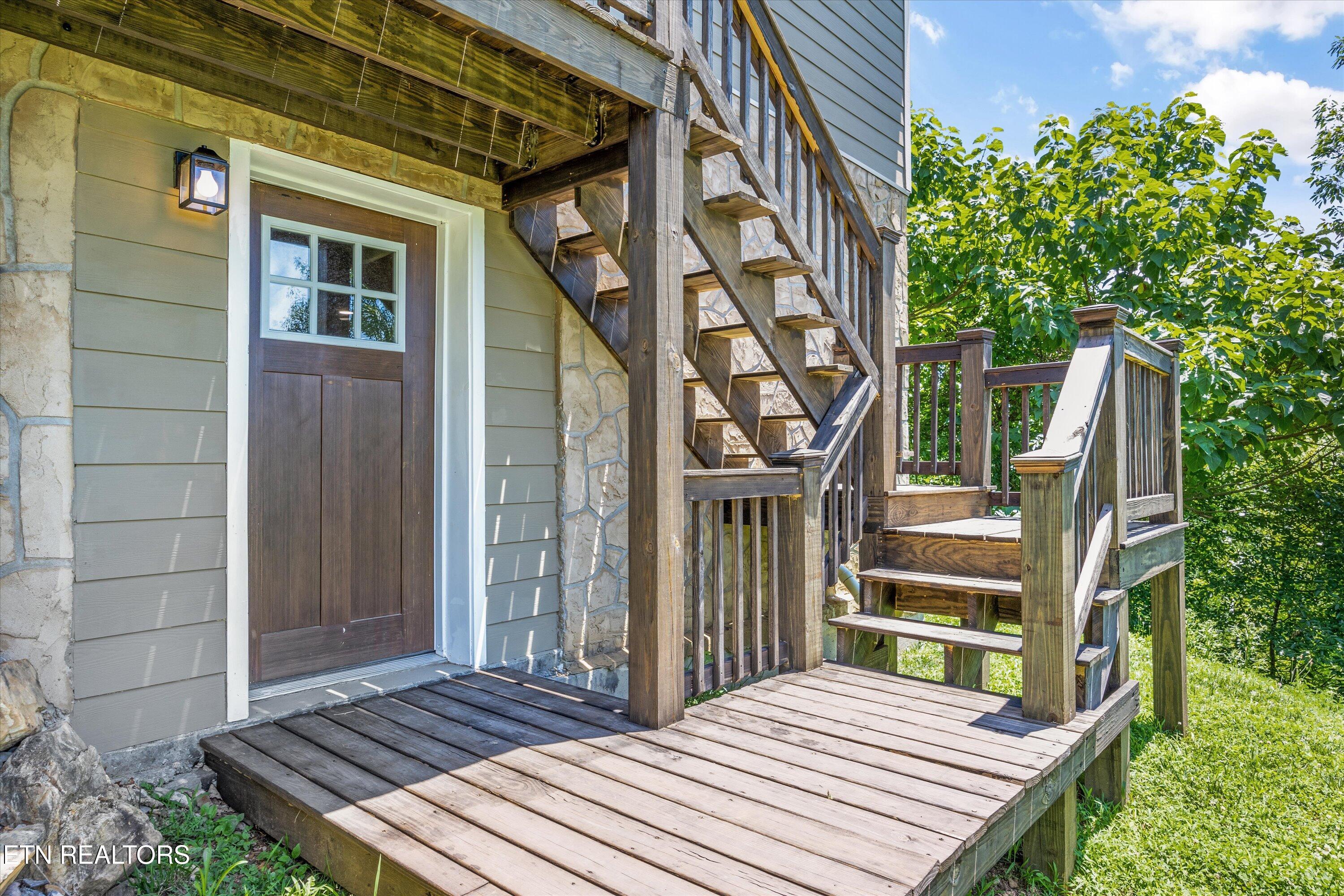 4868 Settlers View Lane