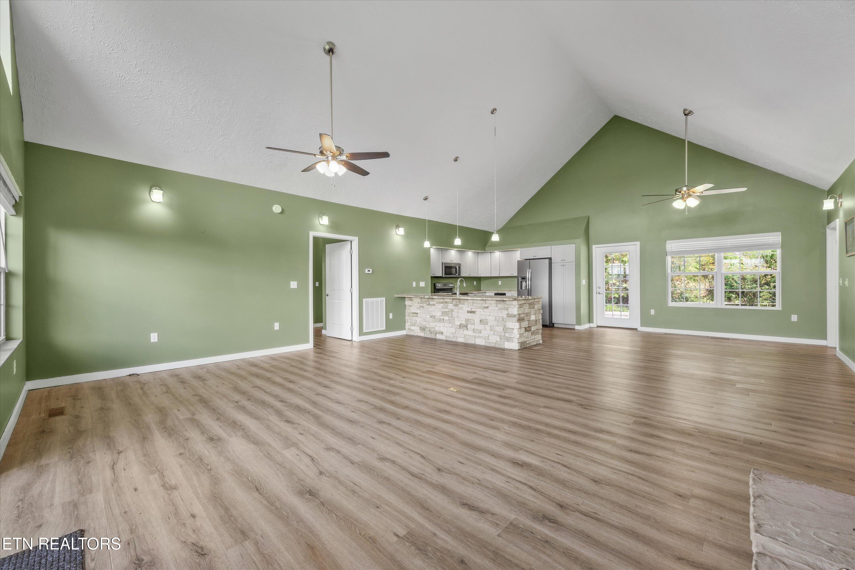 4868 Settlers View Lane