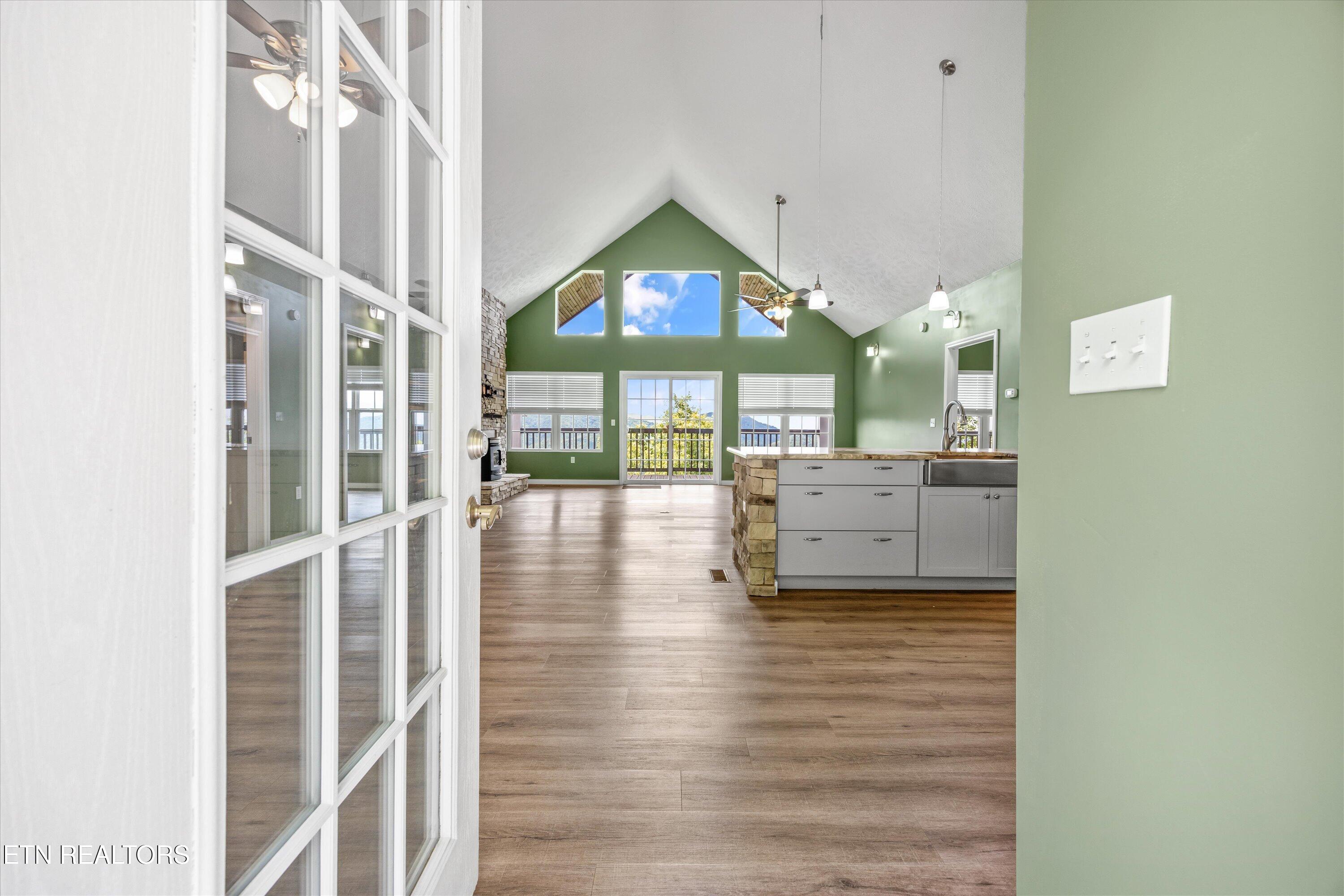 4868 Settlers View Lane