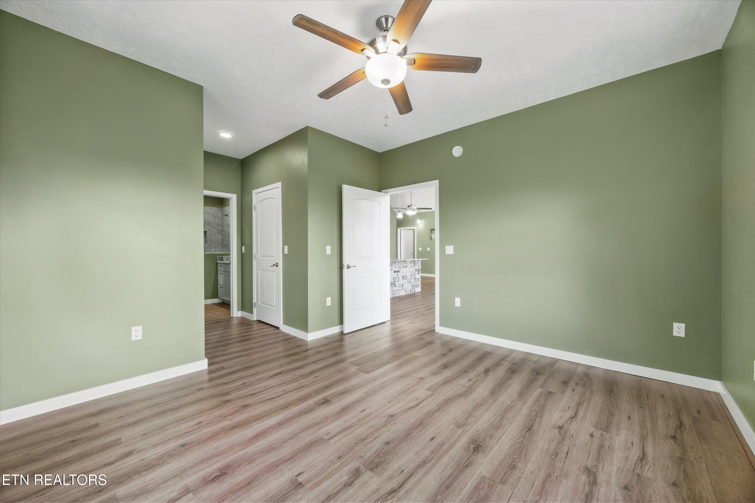 4868 Settlers View Lane