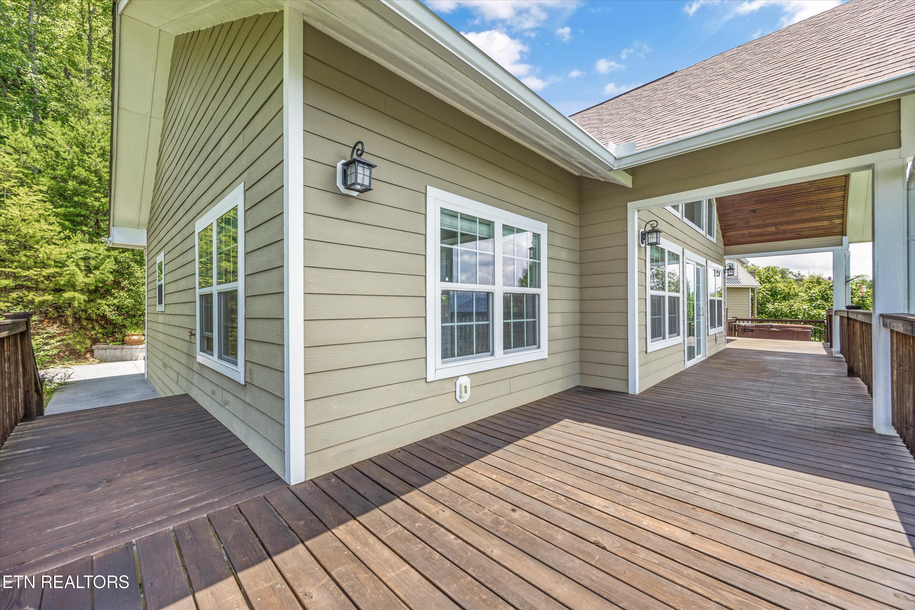 4868 Settlers View Lane