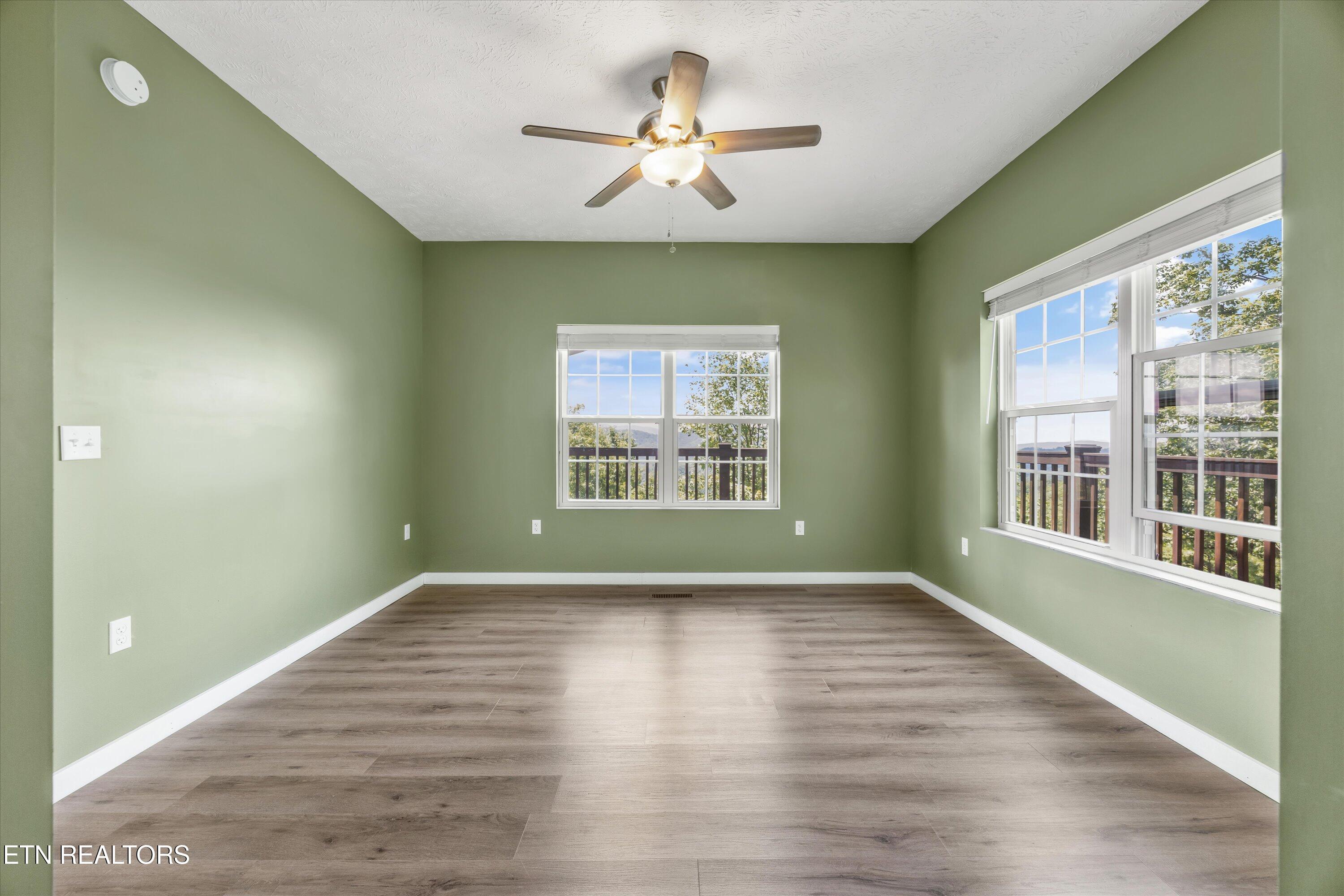 4868 Settlers View Lane