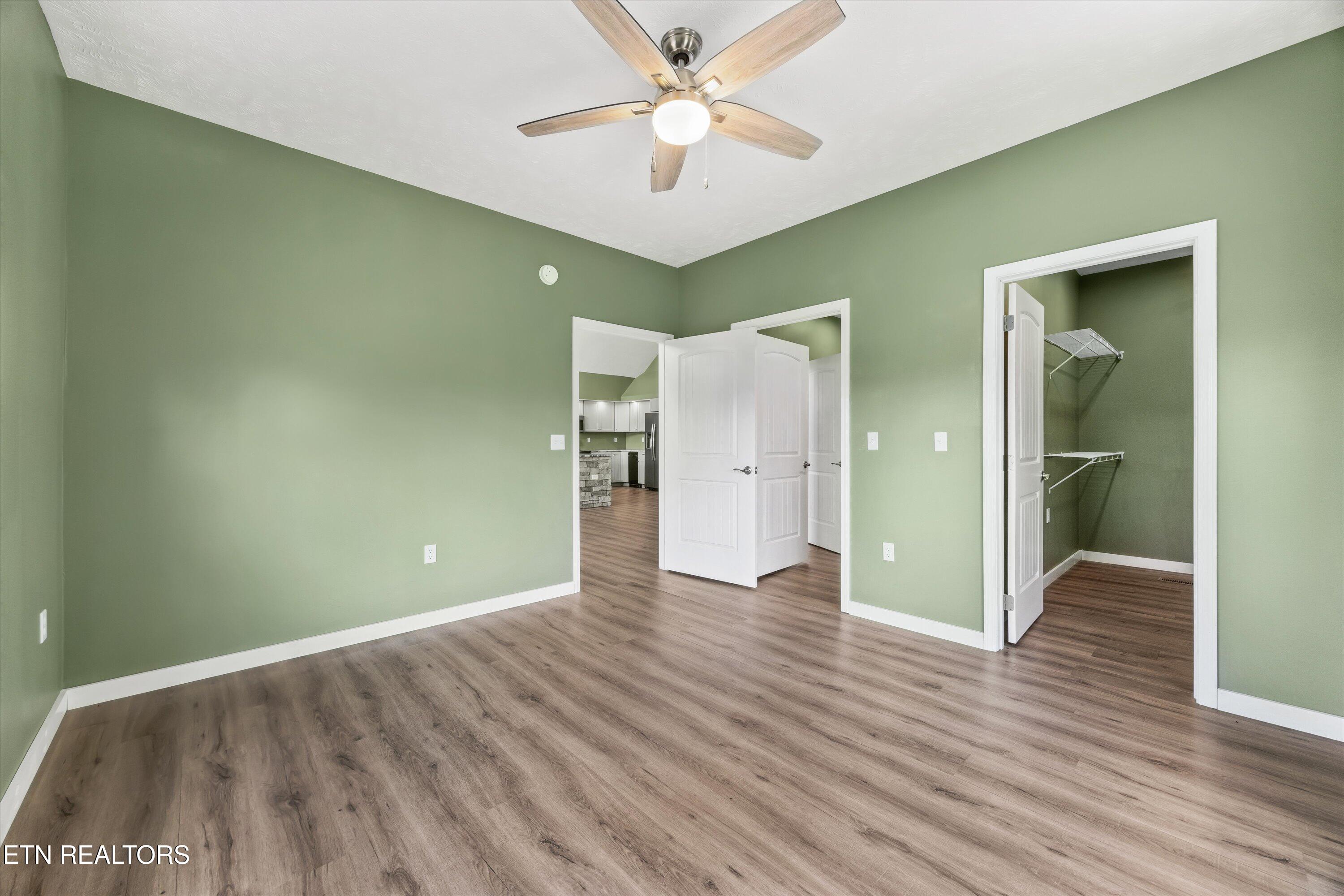 4868 Settlers View Lane