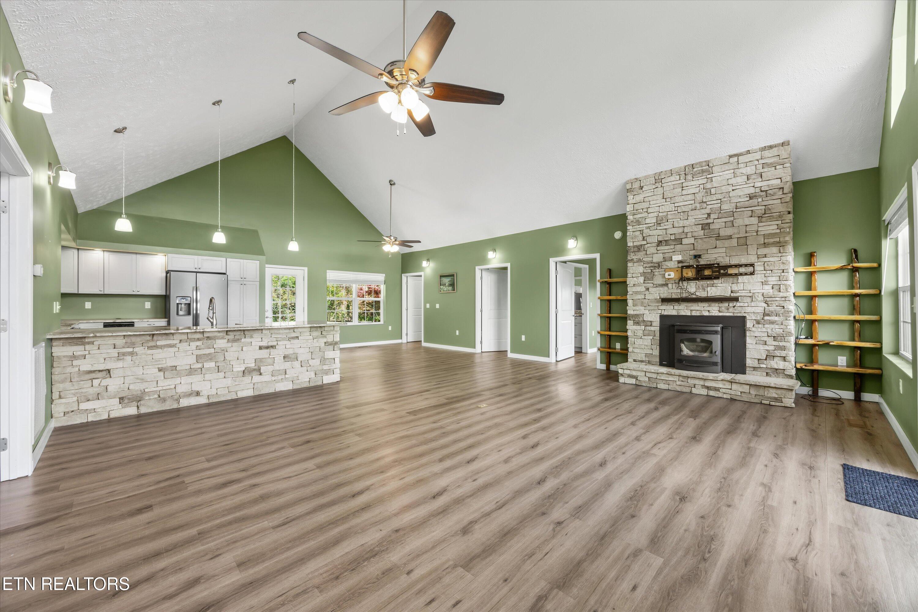 4868 Settlers View Lane