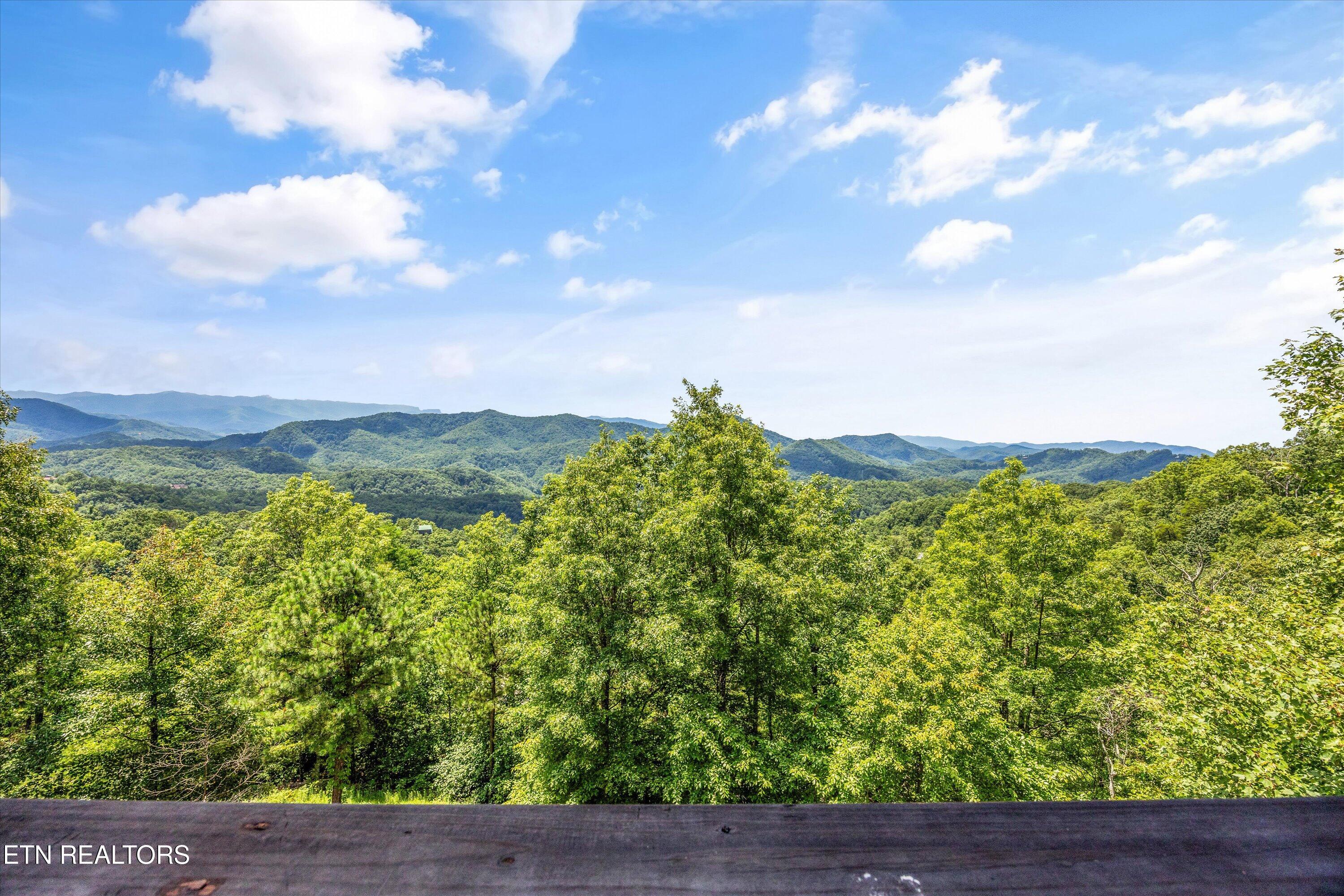 4868 Settlers View Lane