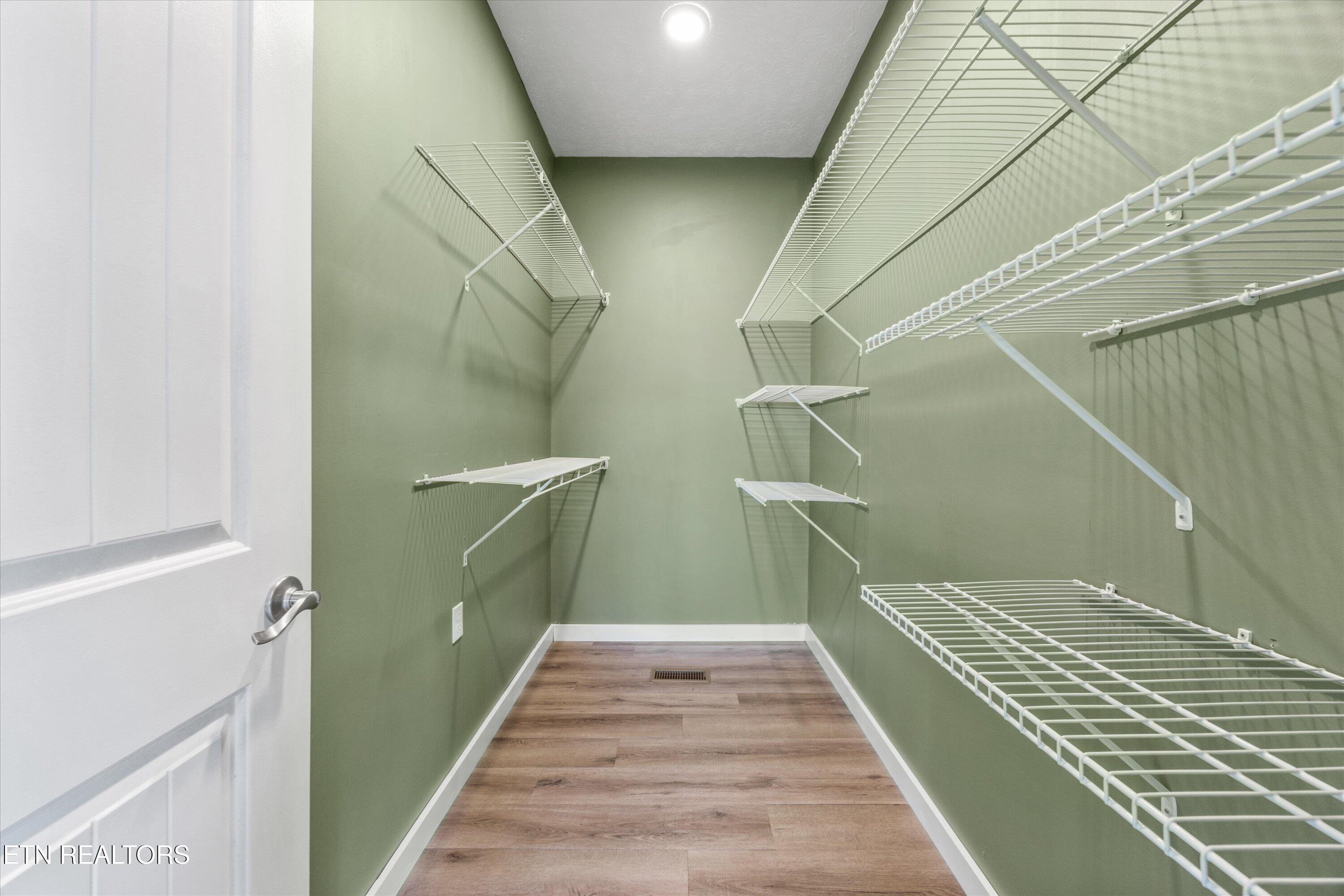 4868 Settlers View Lane