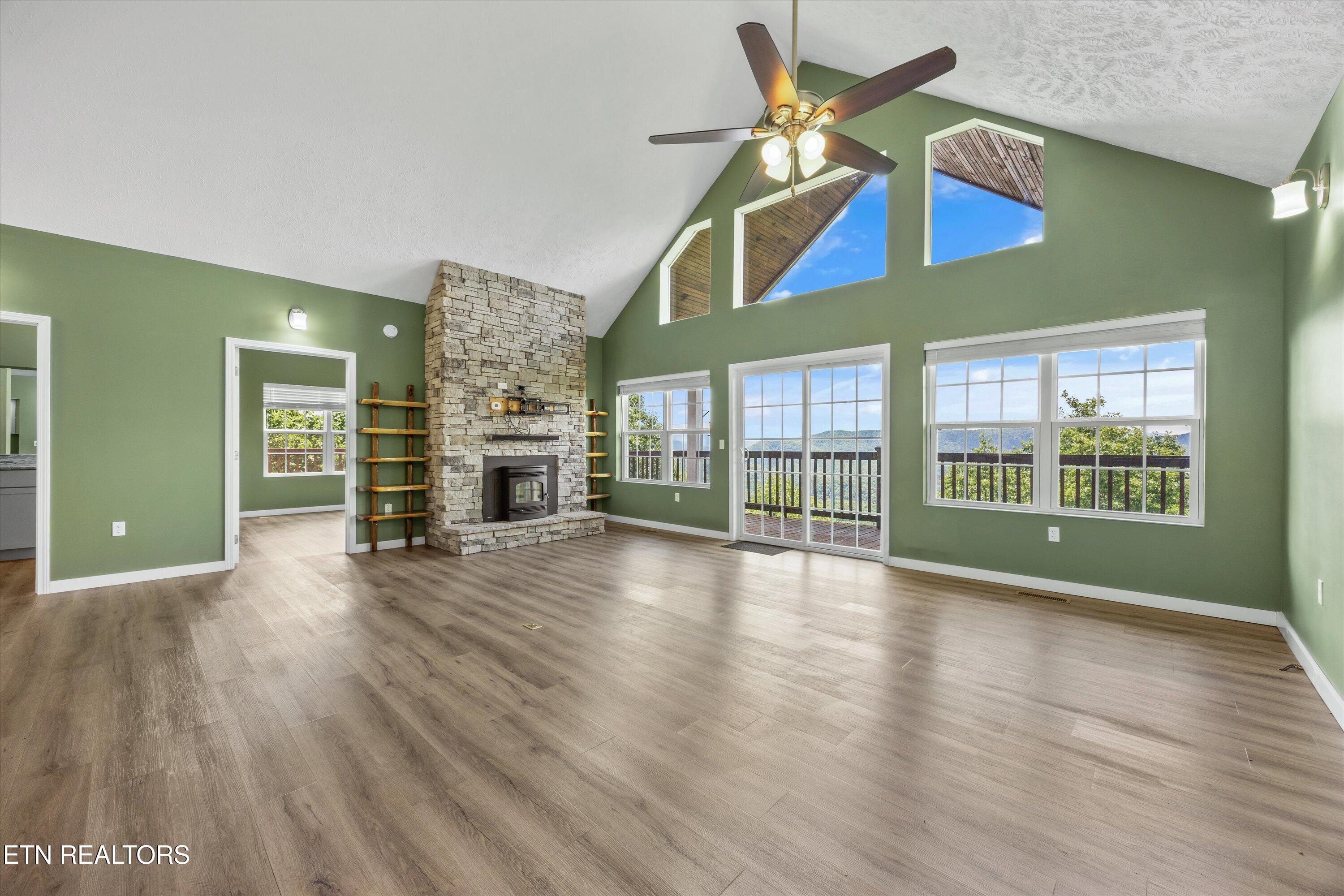 4868 Settlers View Lane