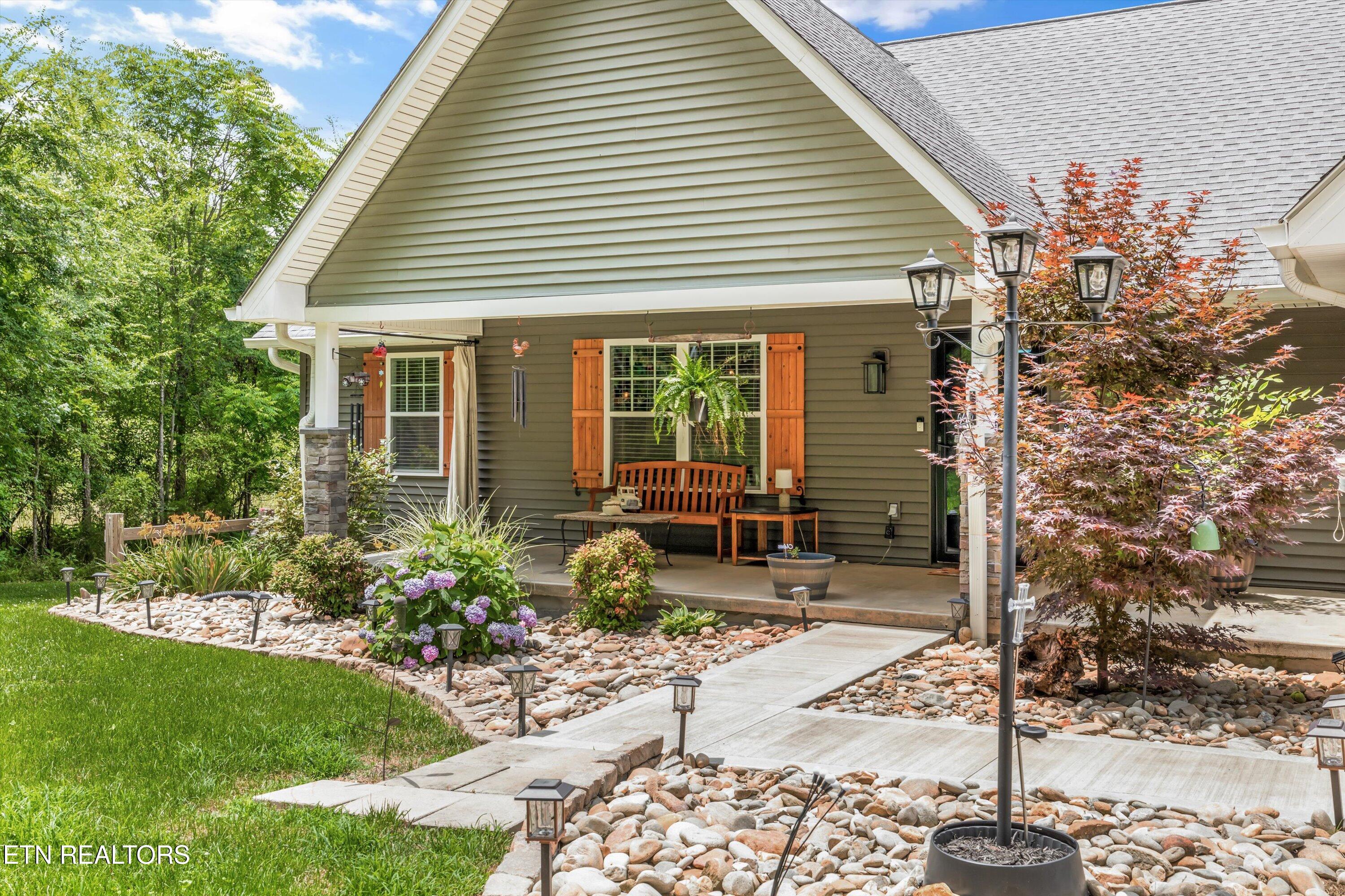 3033 Lazy River Lane