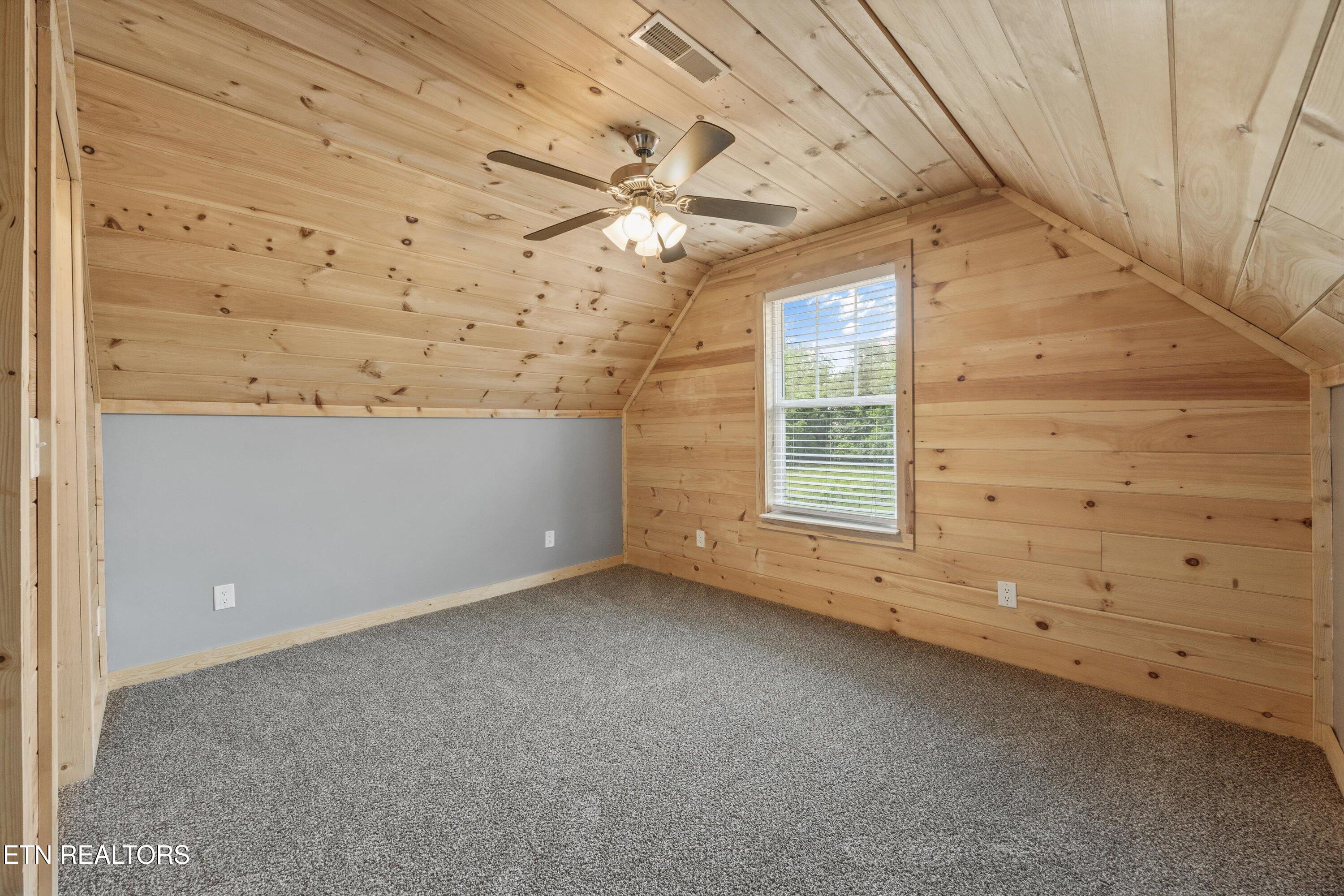 3033 Lazy River Lane