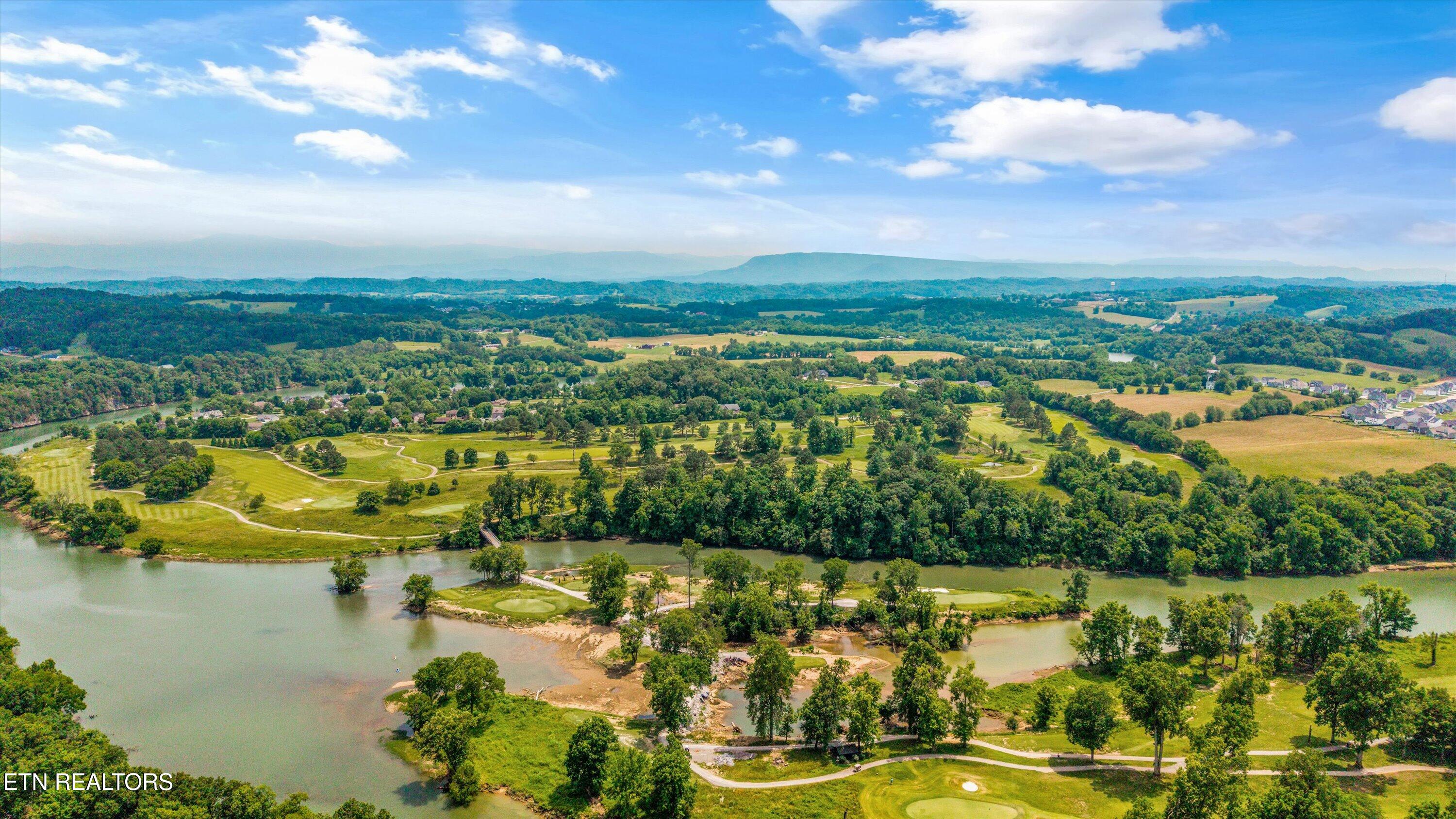 3033 Lazy River Lane