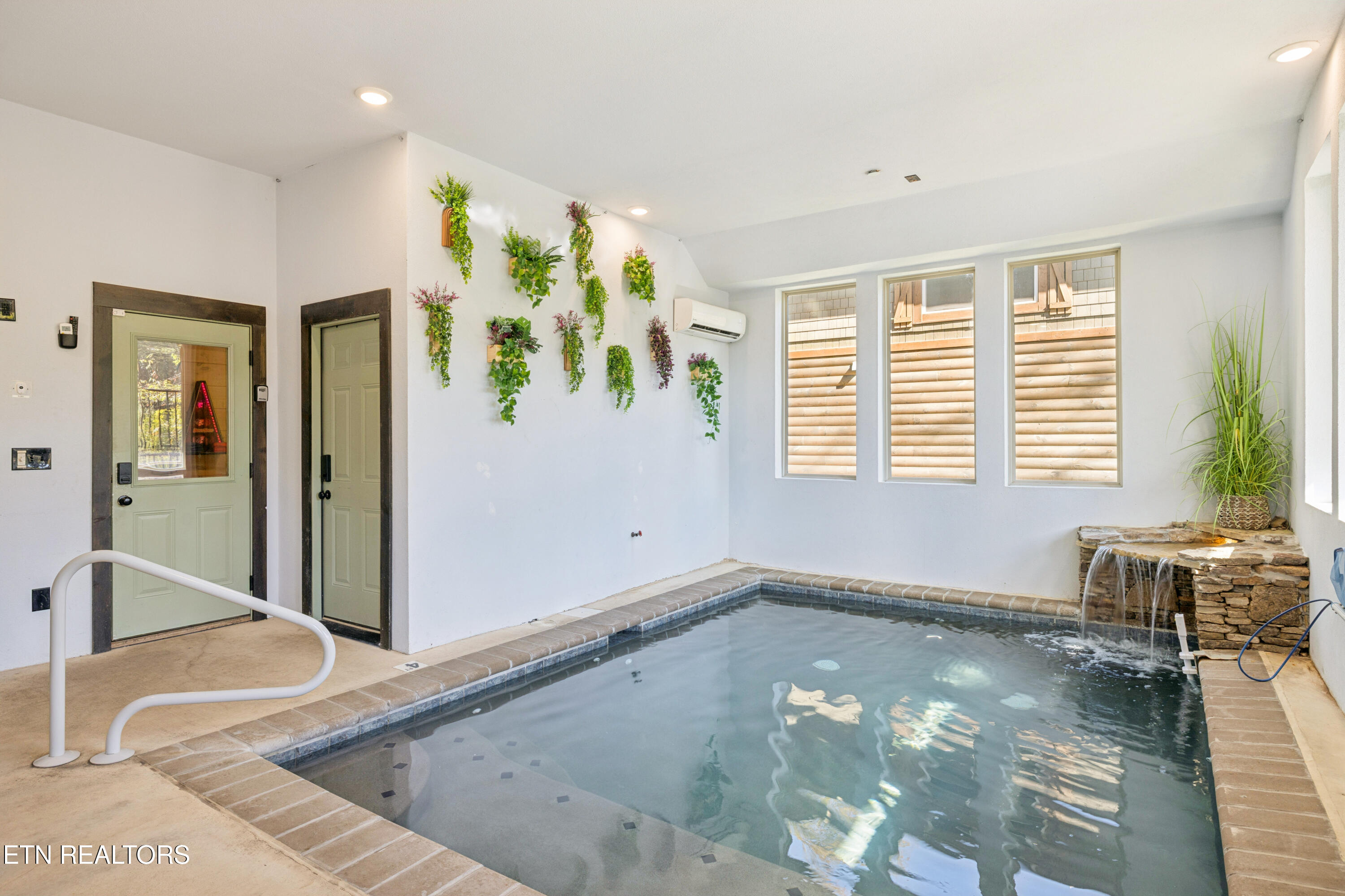 3031 Ridgetop Resort Way