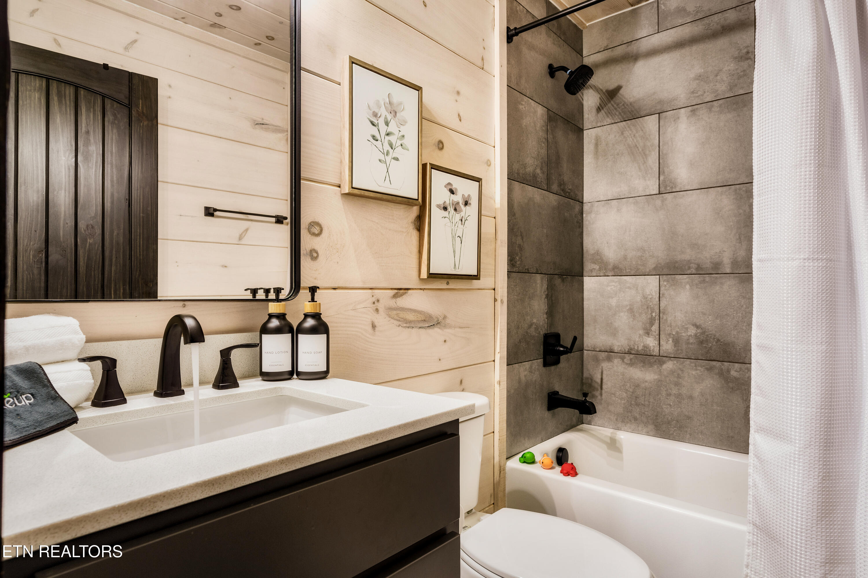 3031 Ridgetop Resort Way