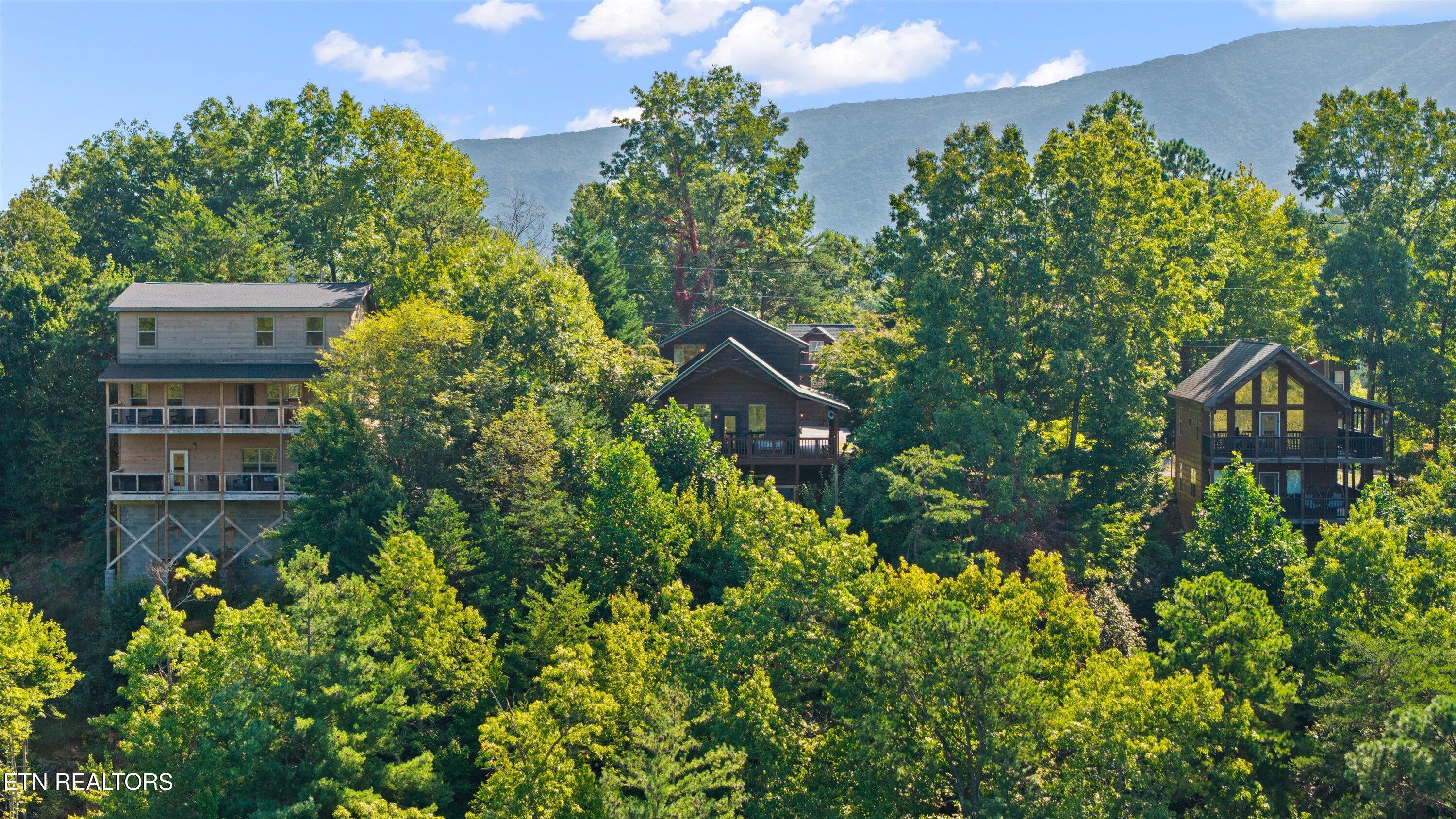 4179 Chamberlain Lane