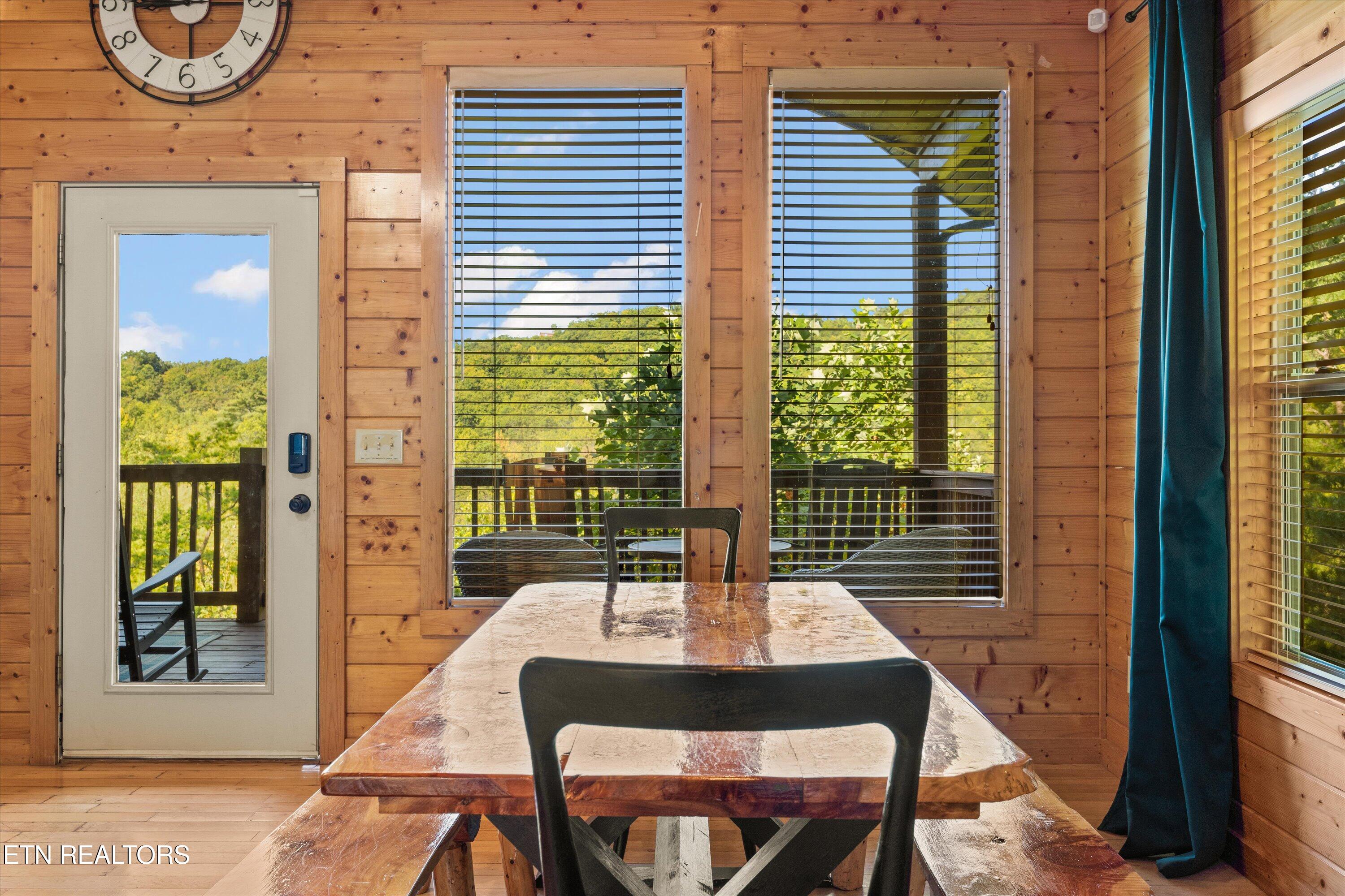 4179 Chamberlain Lane