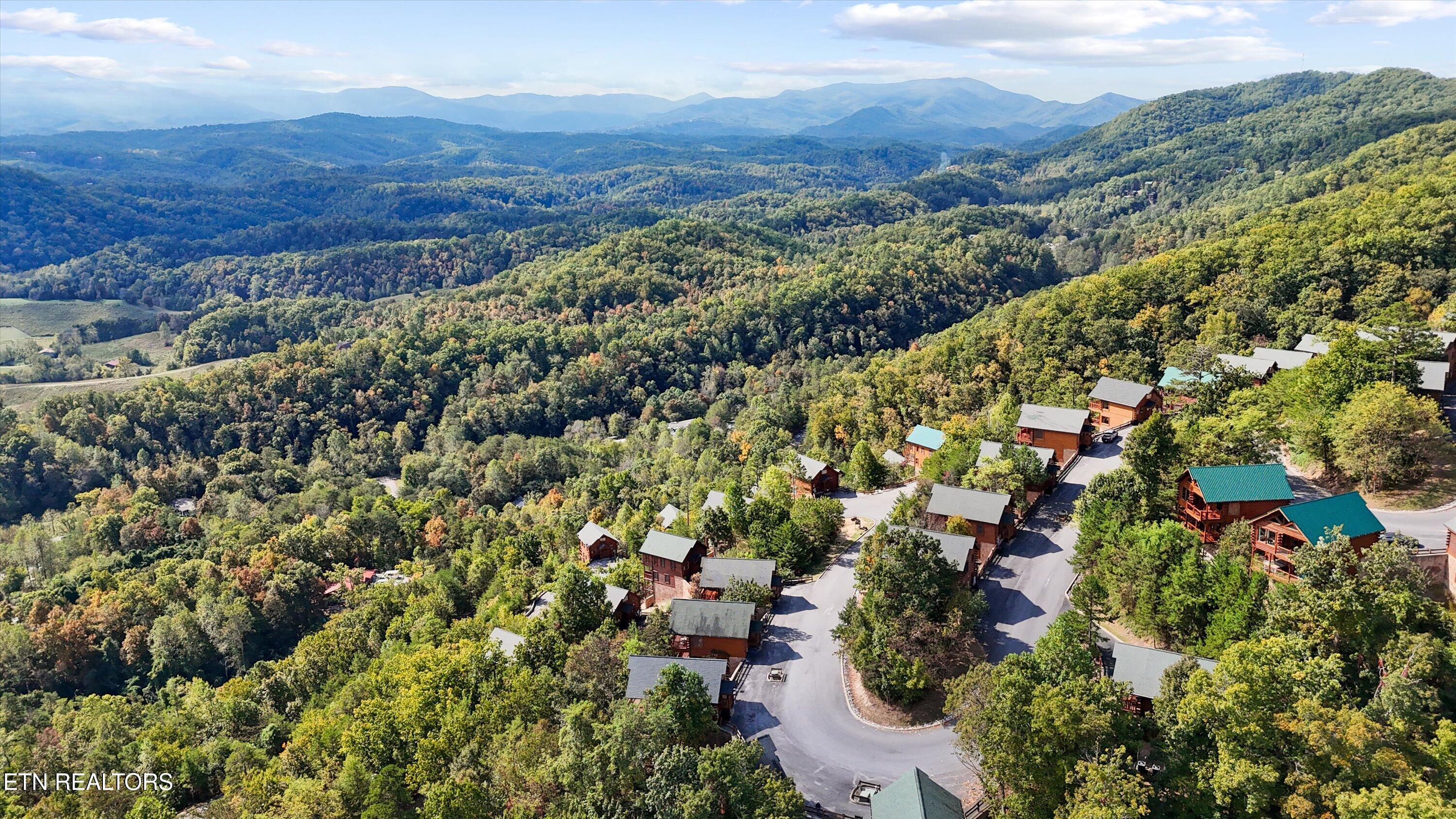 2954 Legacy Vista Drive, Sevierville