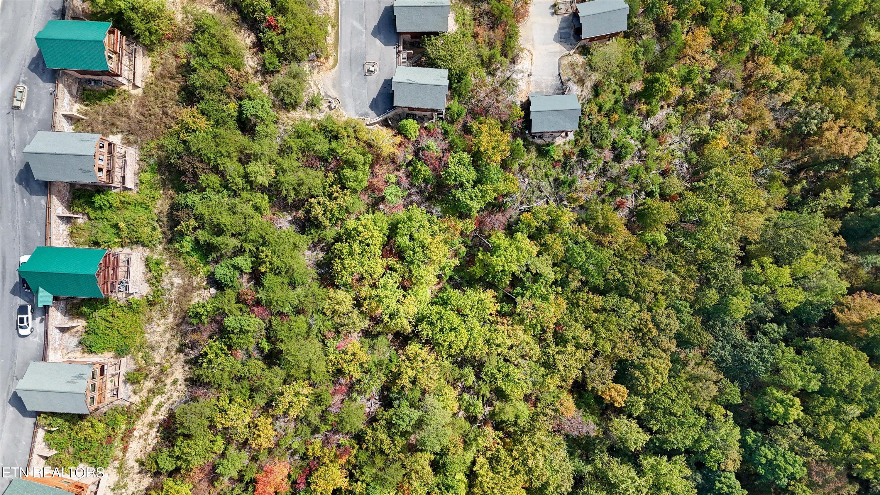 2820 Mountain Glory Tr, Sevierville