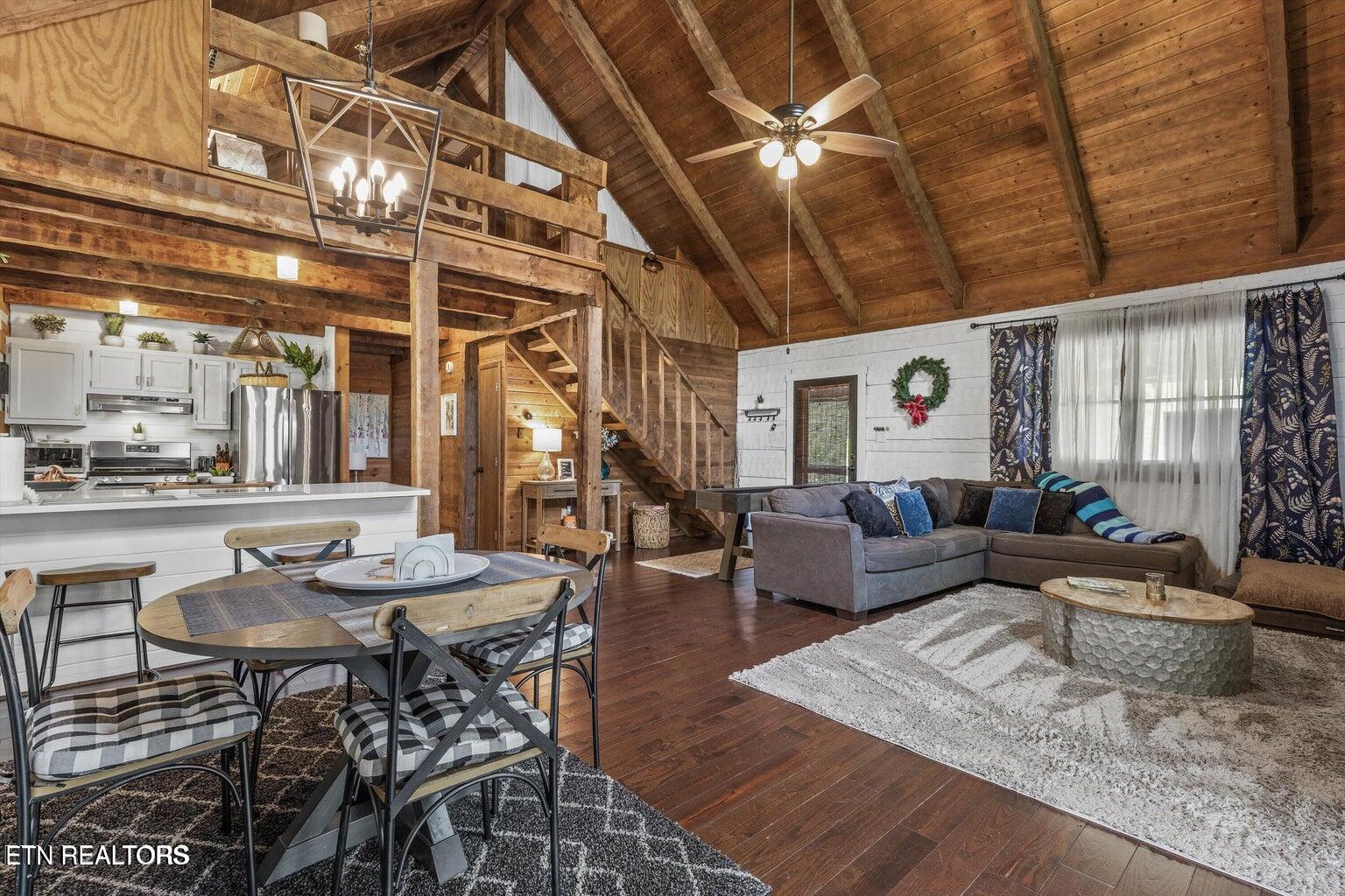 4065 Hickory Hollow Way