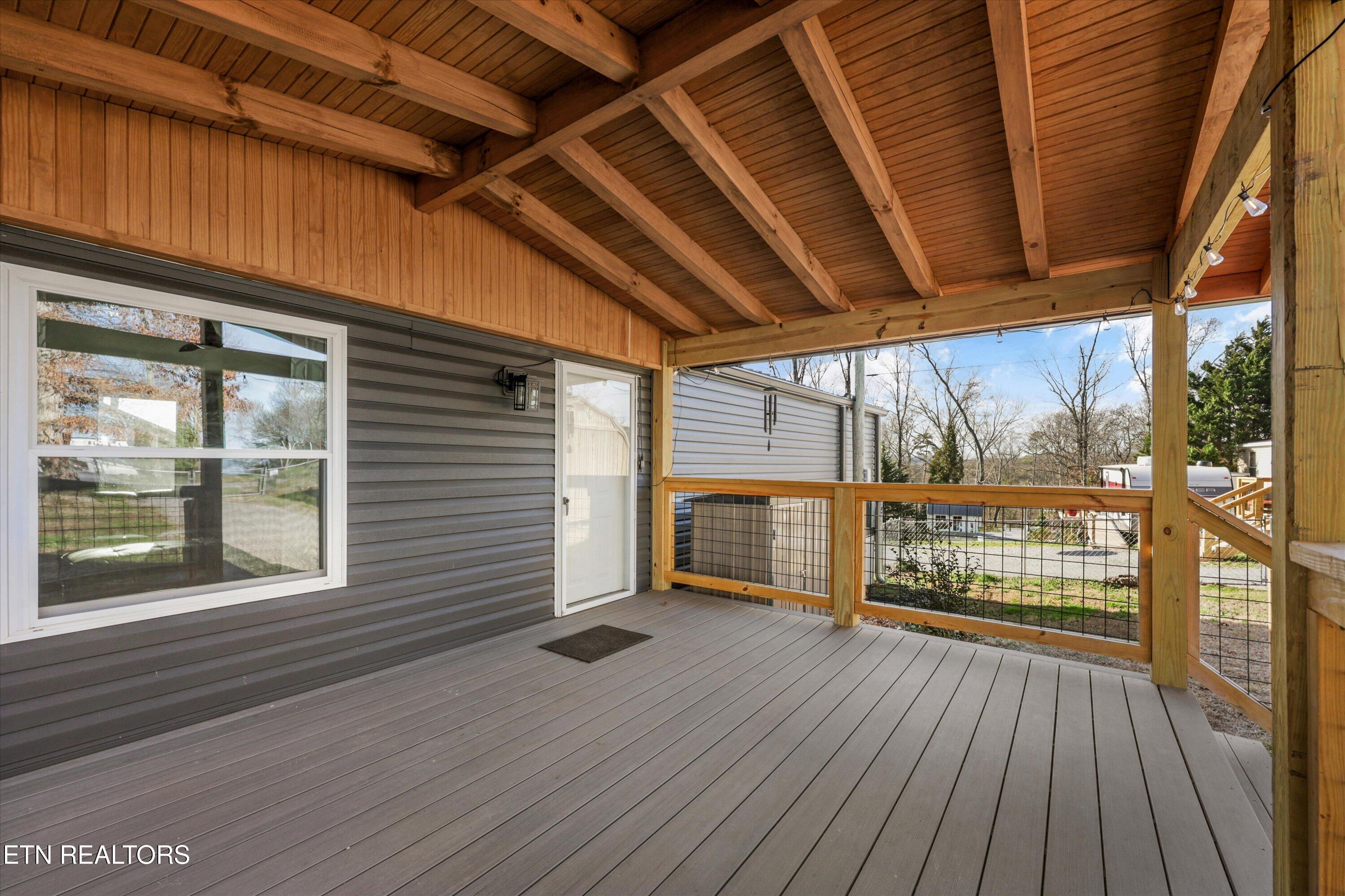 1729 Walnut Hill Lane