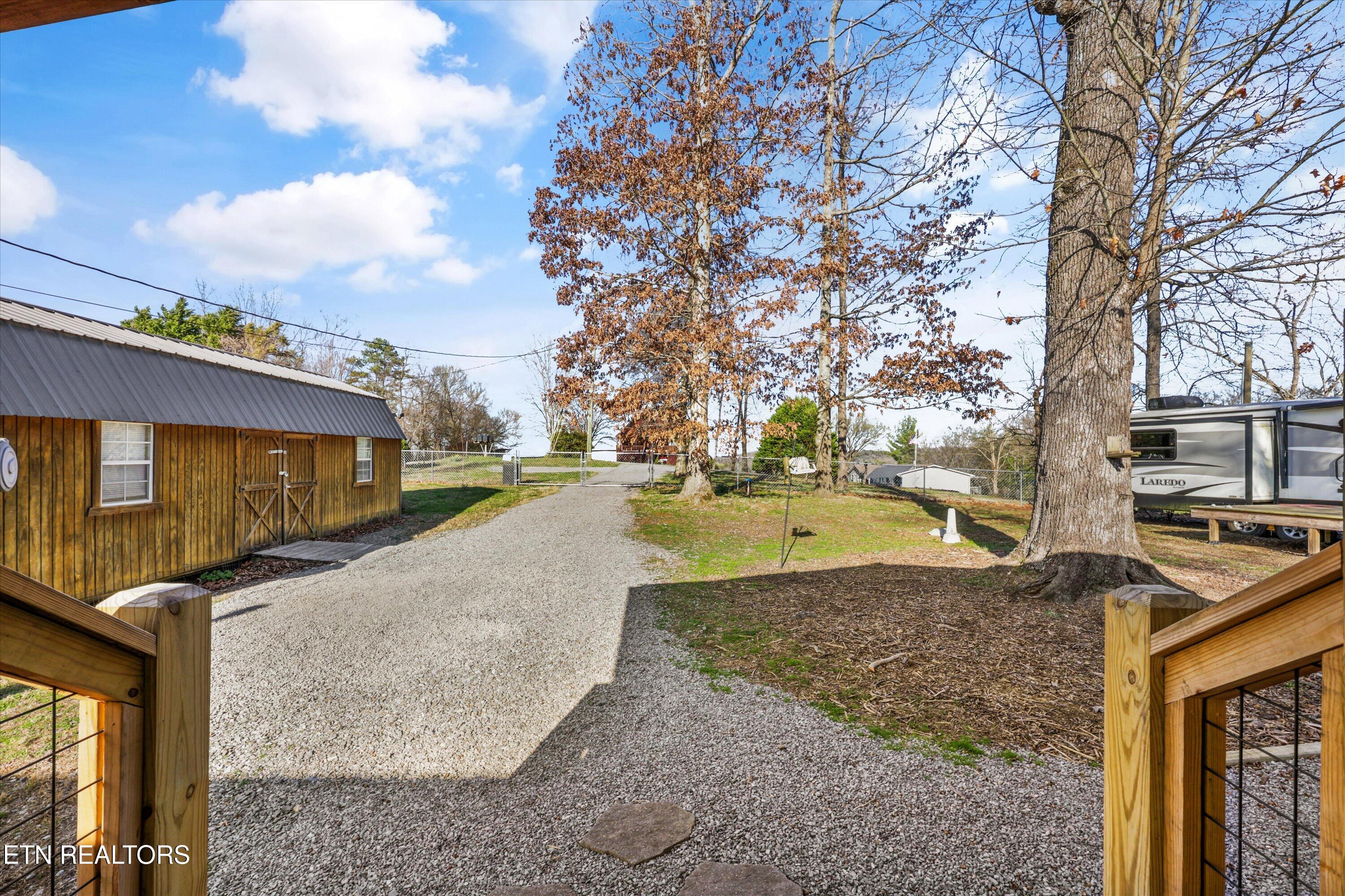 1729 Walnut Hill Lane