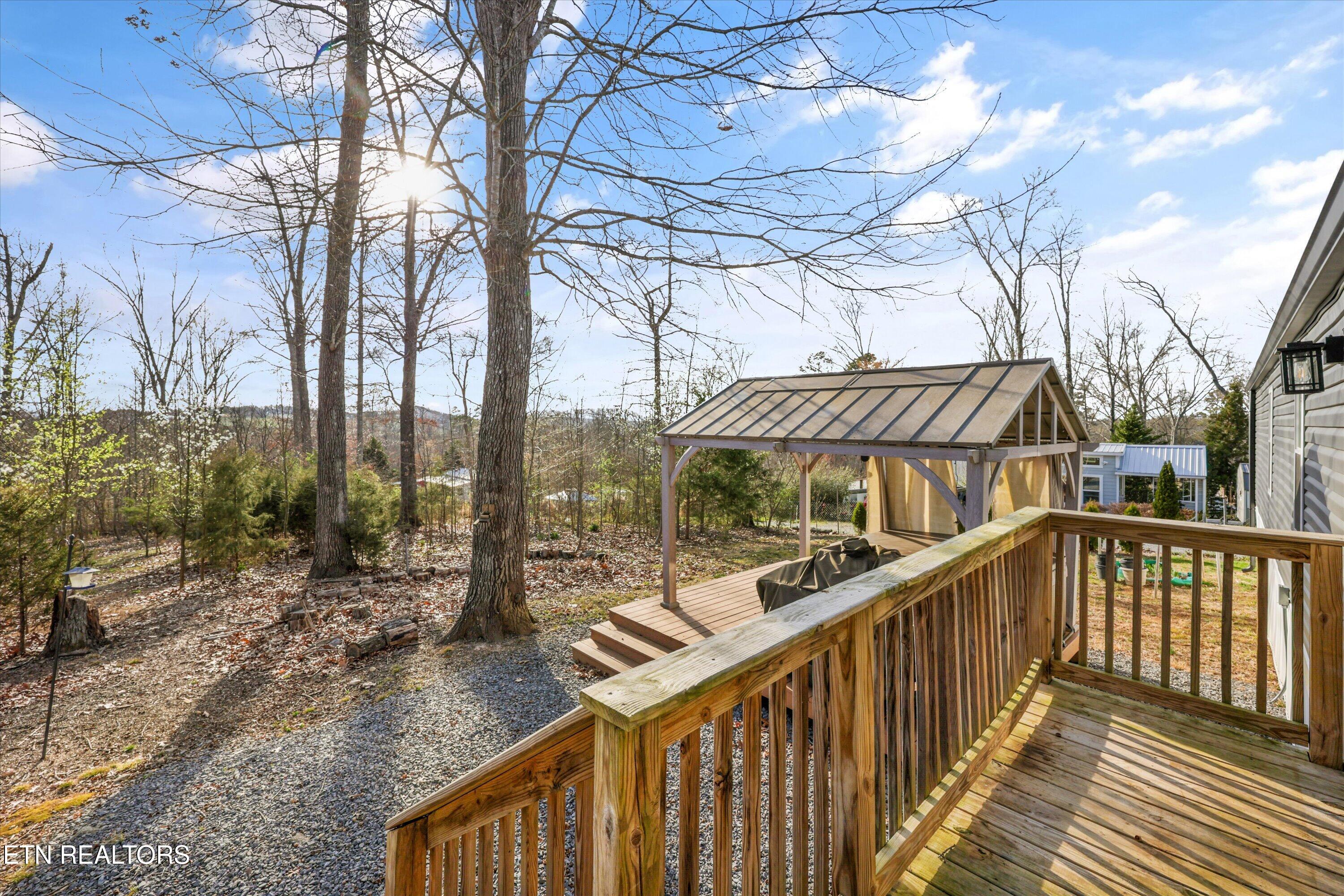 1729 Walnut Hill Lane