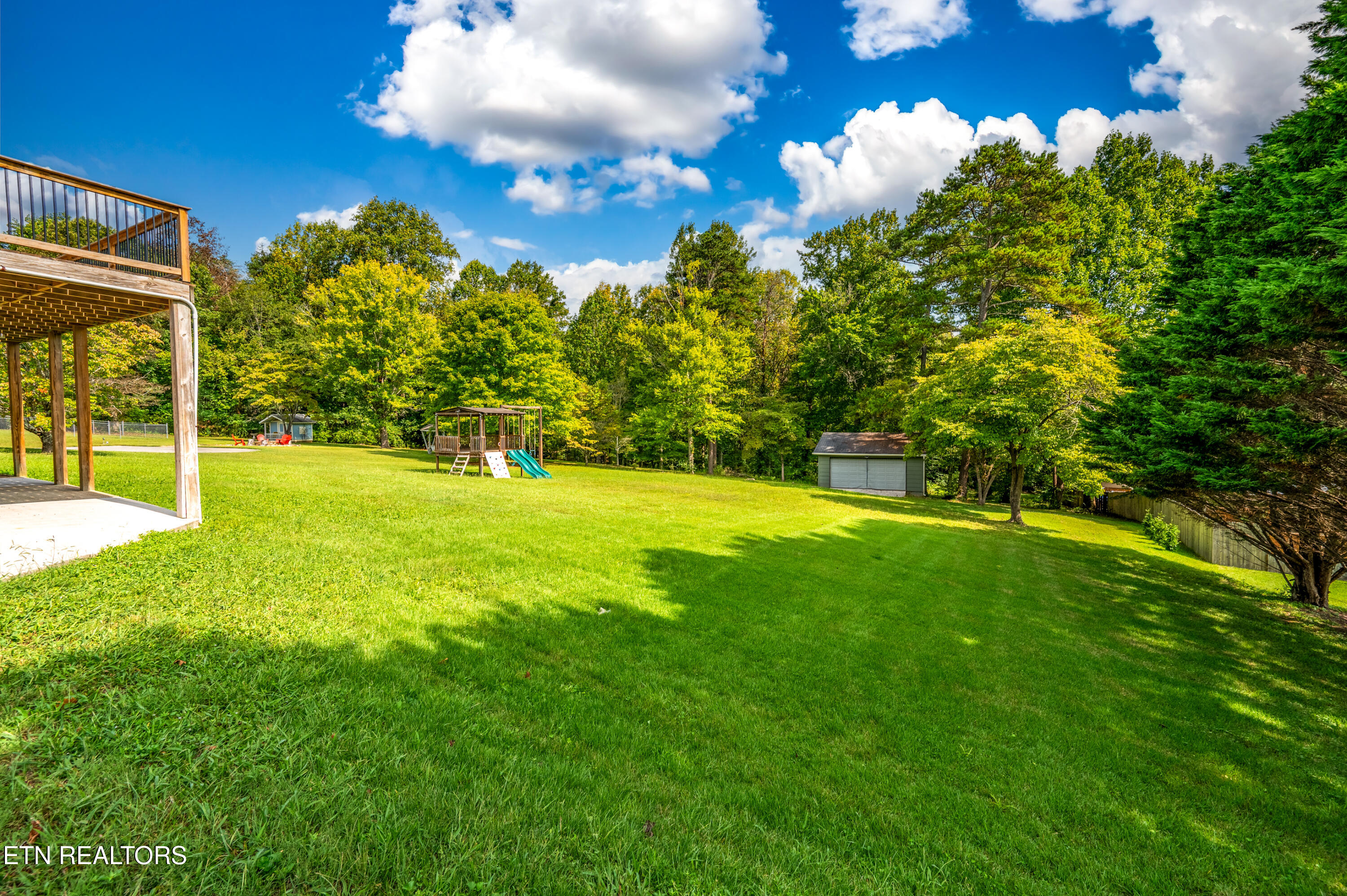 1205 Hoss Rd