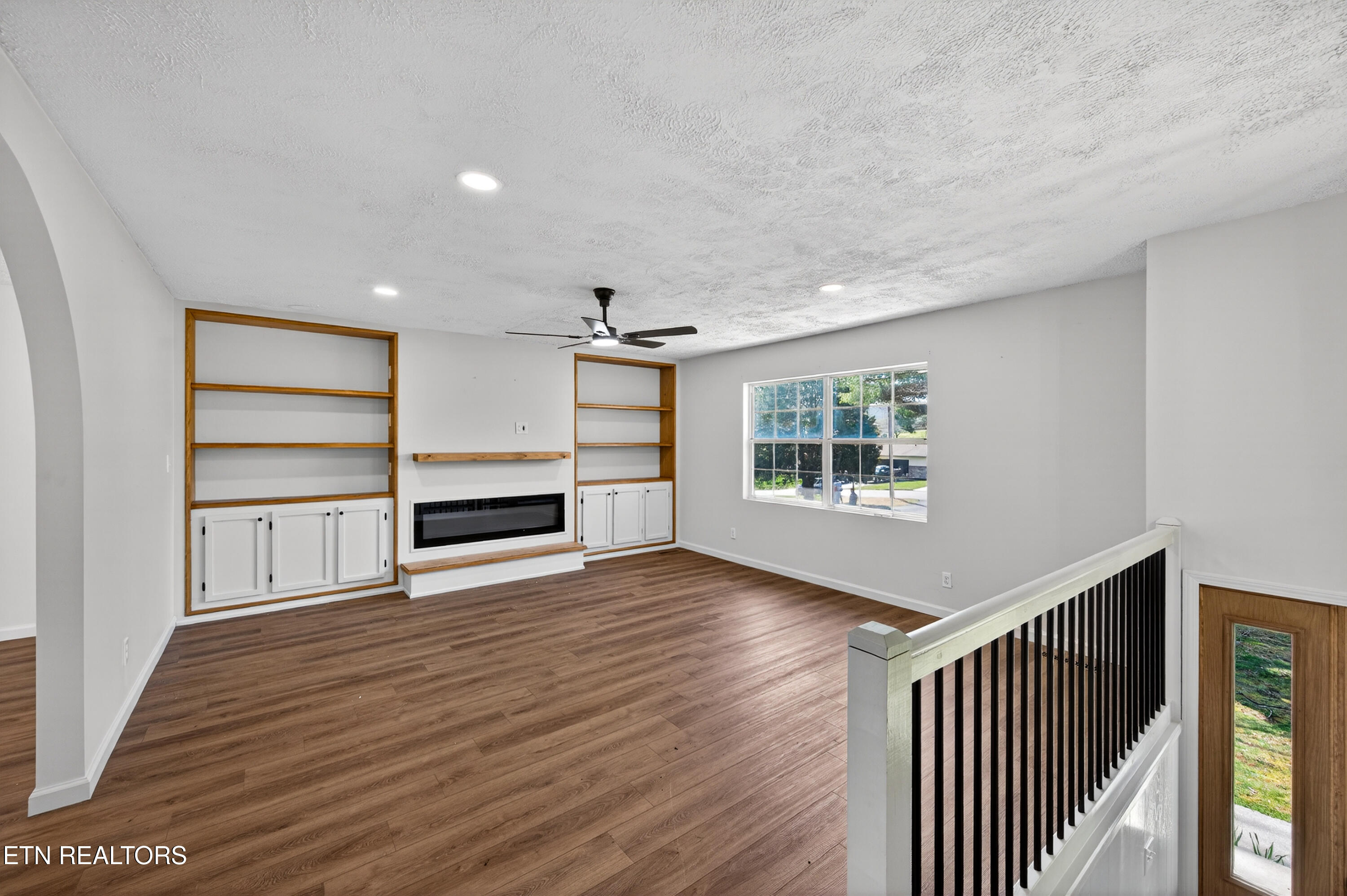 1205 Hoss Rd