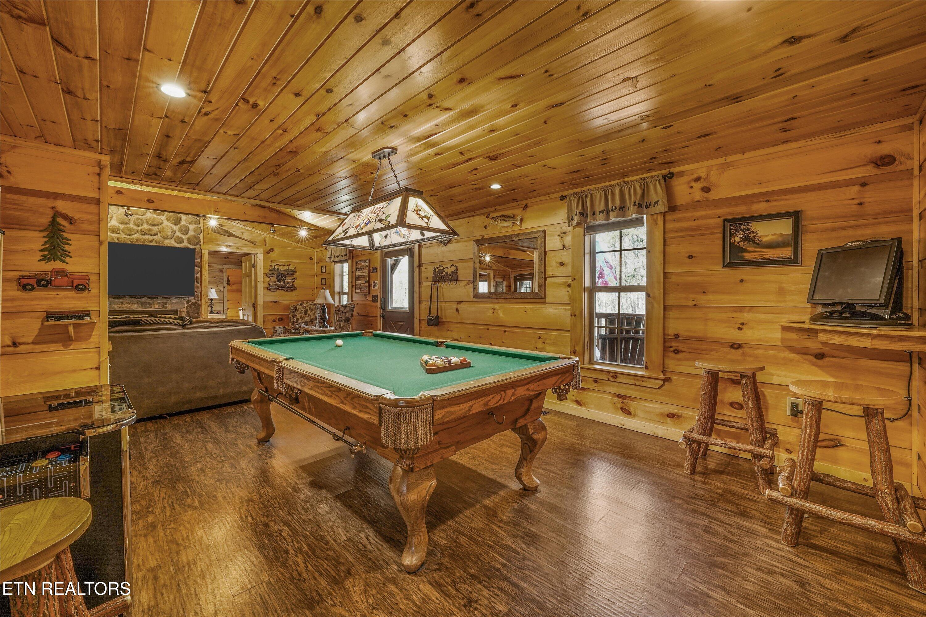 130 Branam Hollow Rd