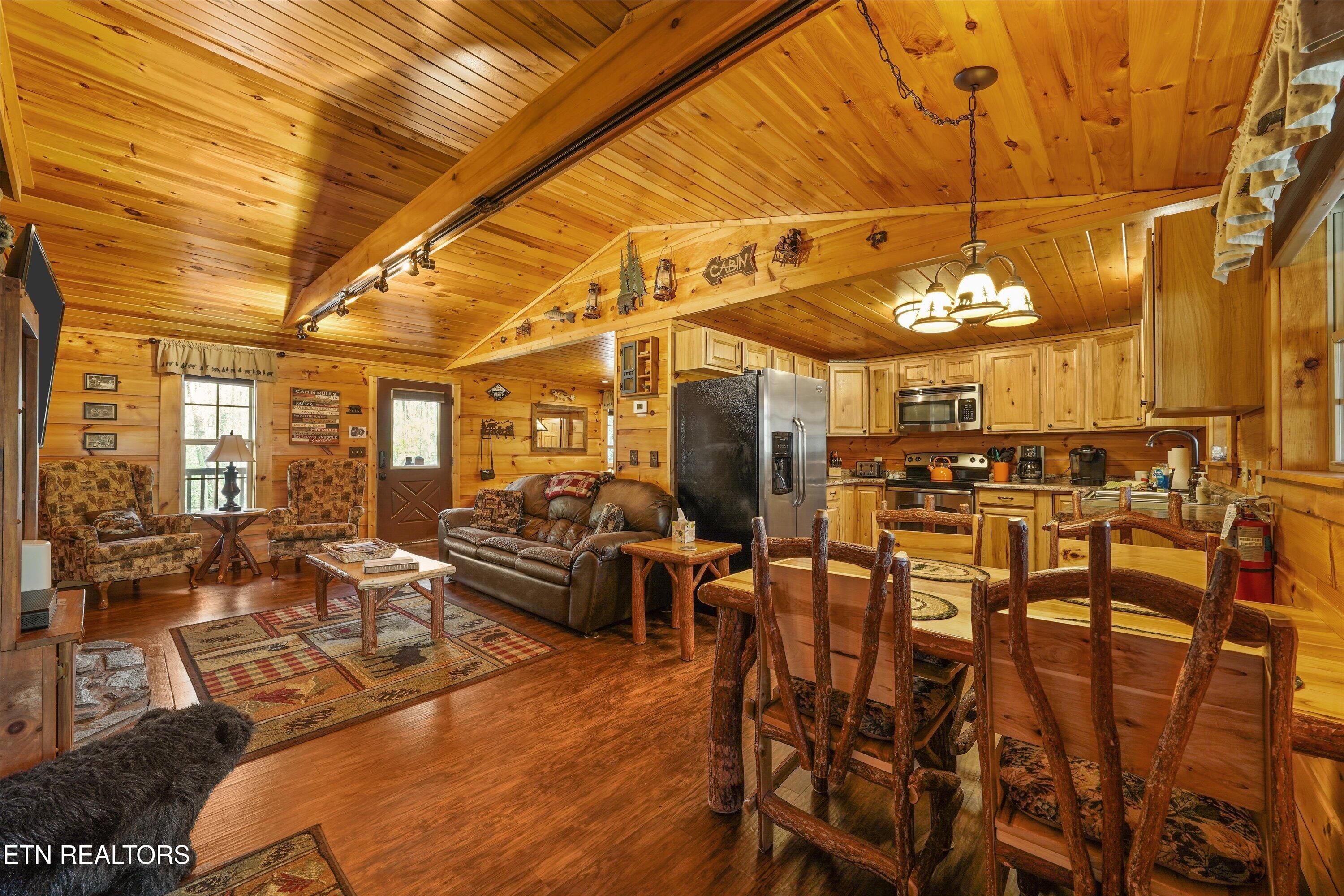 130 Branam Hollow Rd