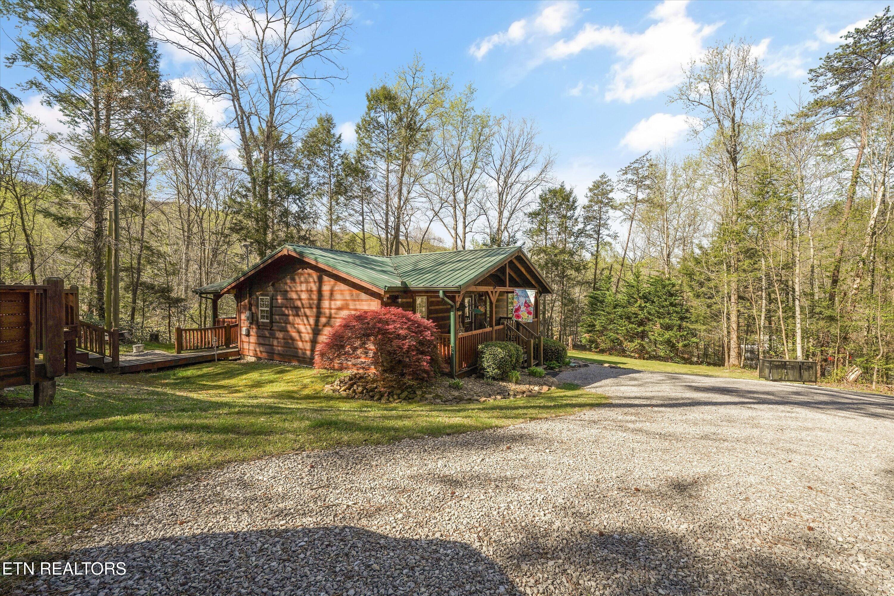 130 Branam Hollow Rd