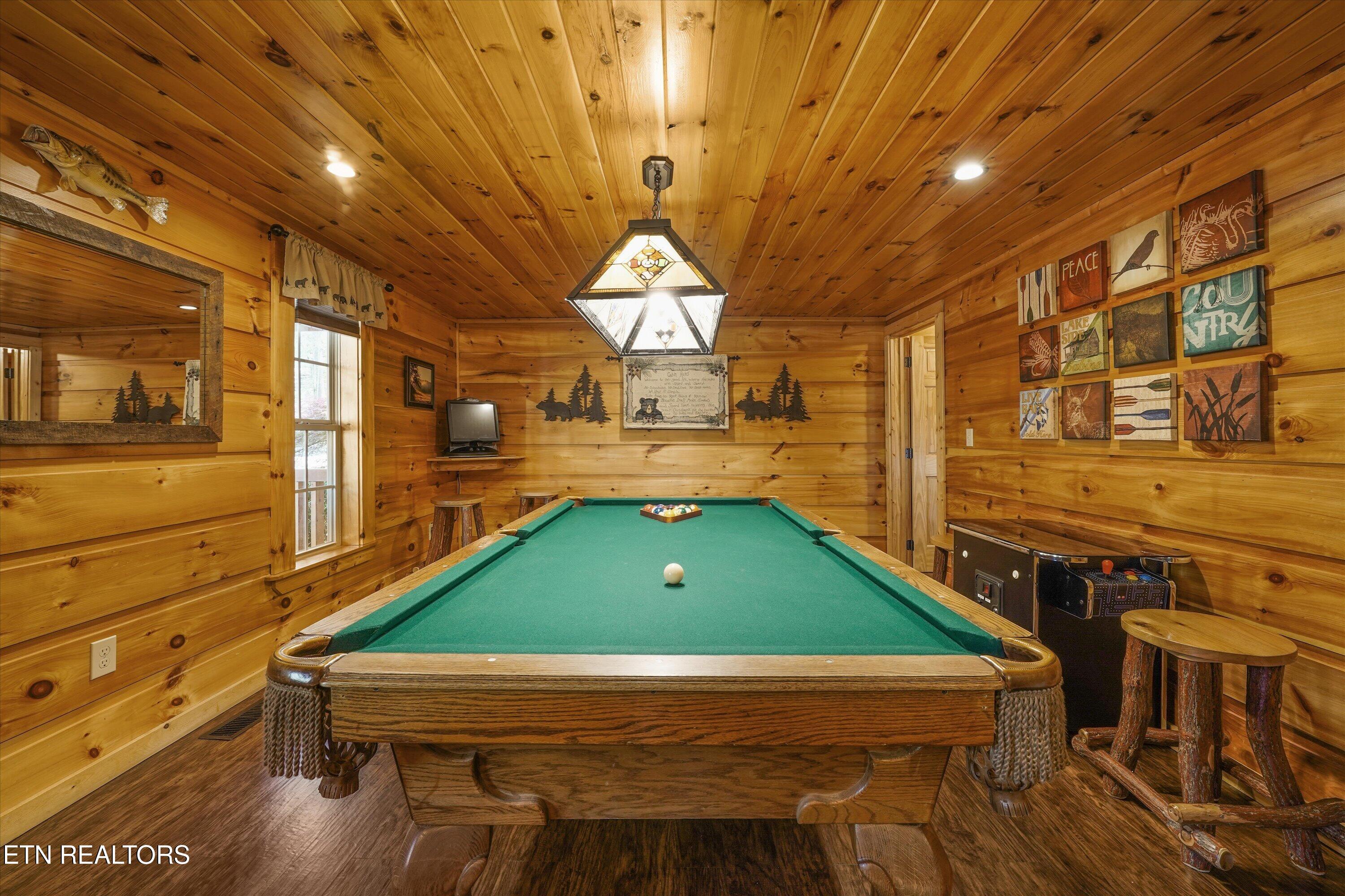 130 Branam Hollow Rd