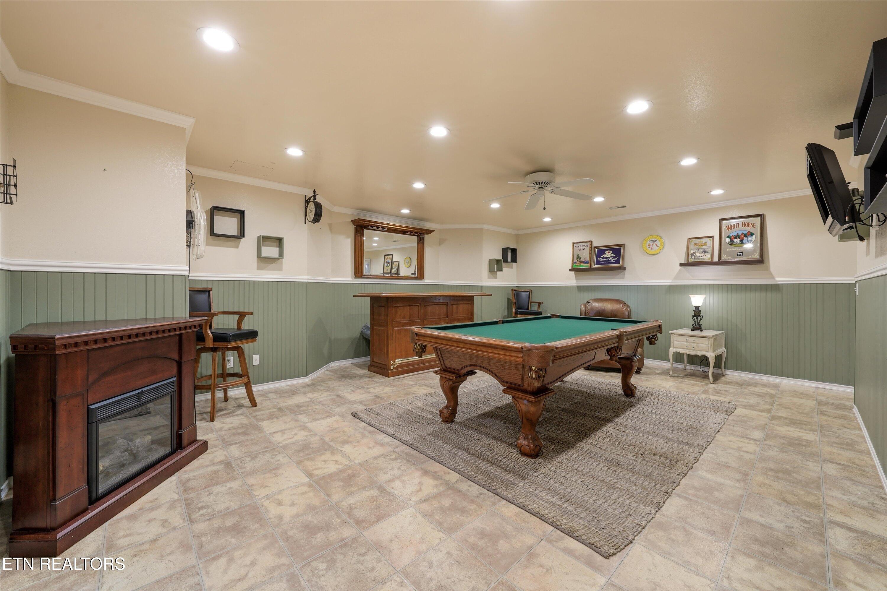 619 Emerald Ave