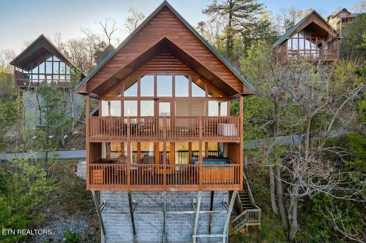 2313 Fox Berry Way