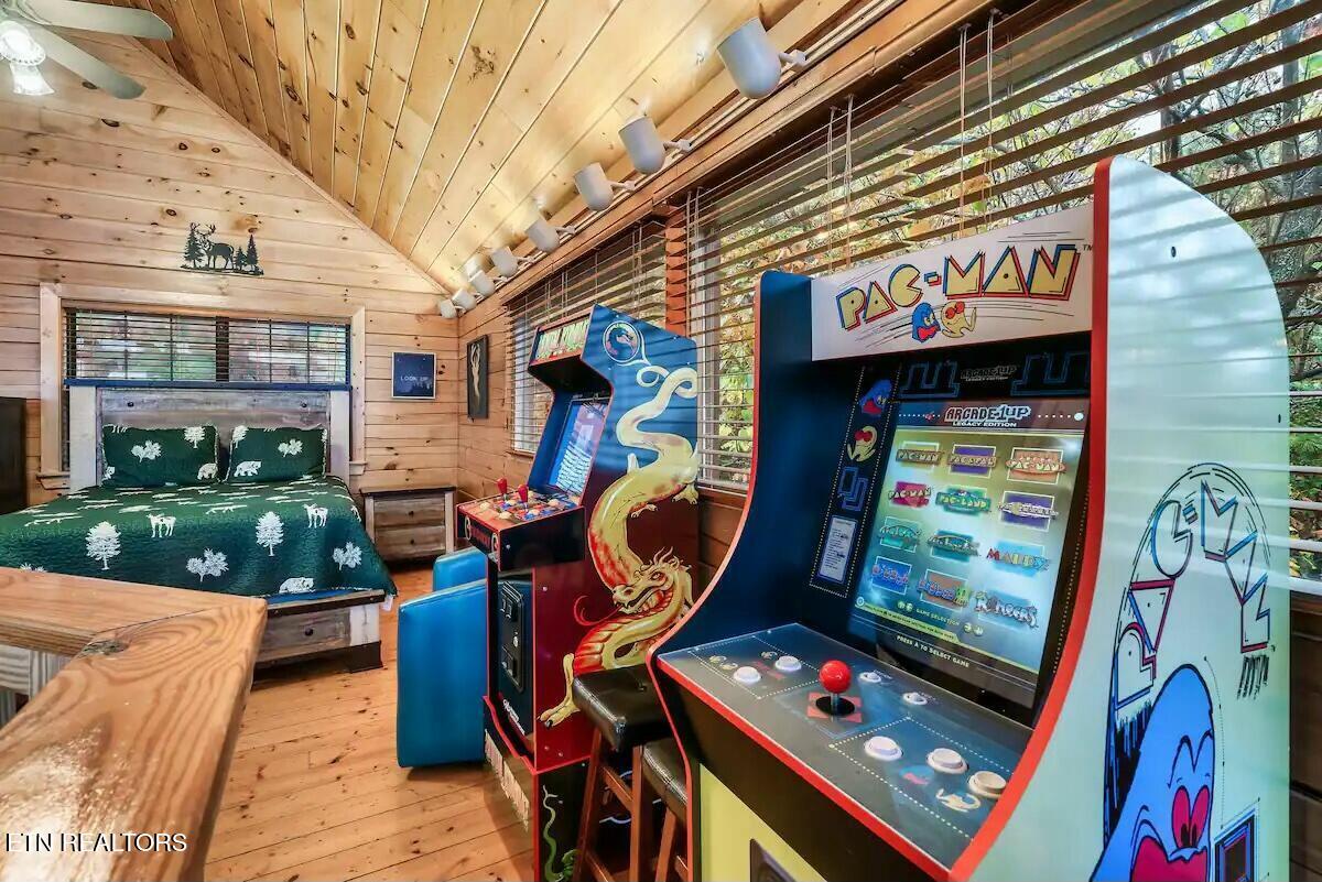 2313 Fox Berry Way