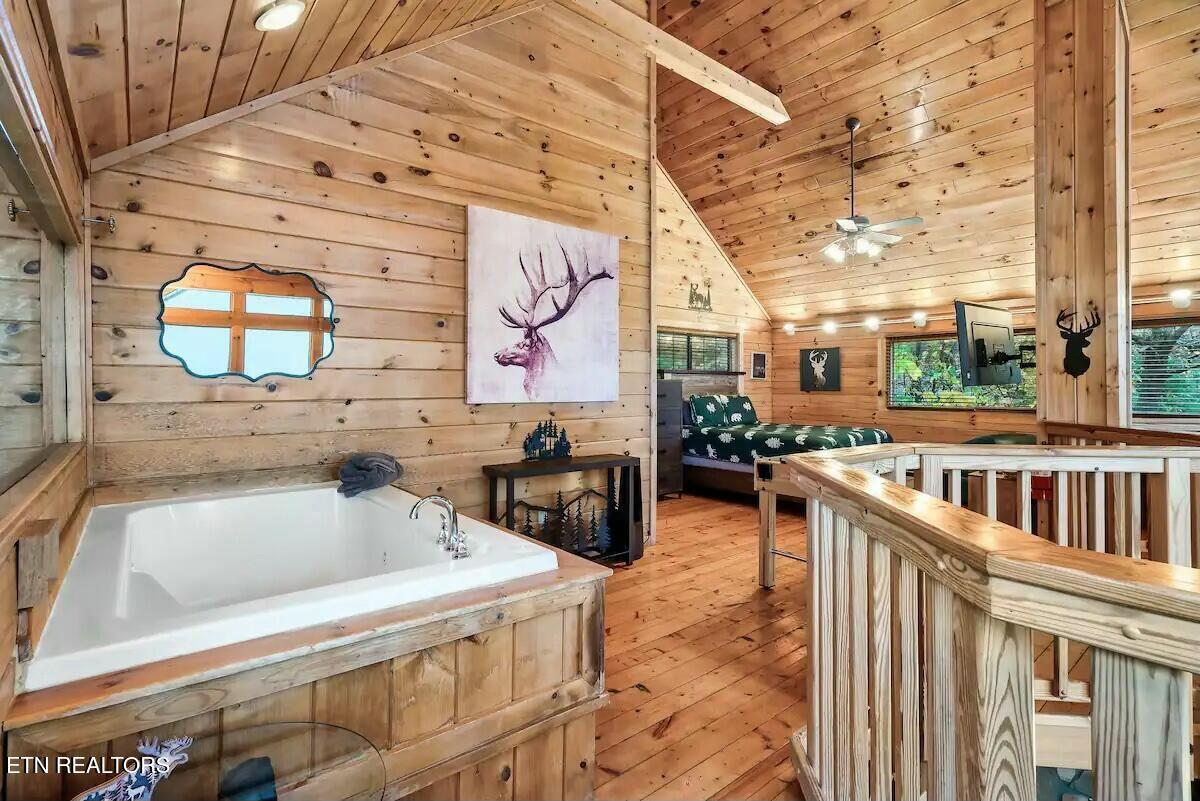 2313 Fox Berry Way
