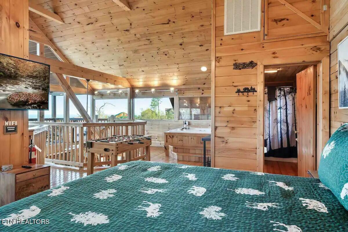 2313 Fox Berry Way