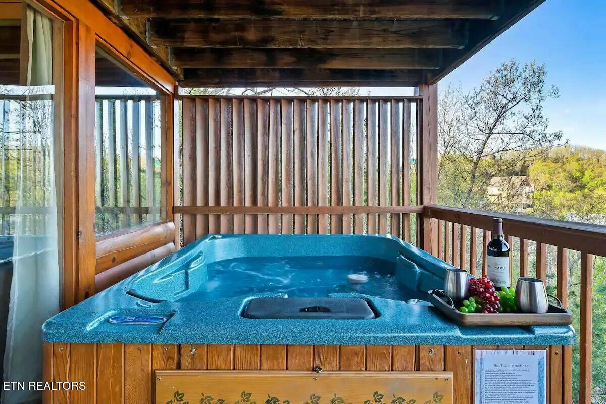 2313 Fox Berry Way