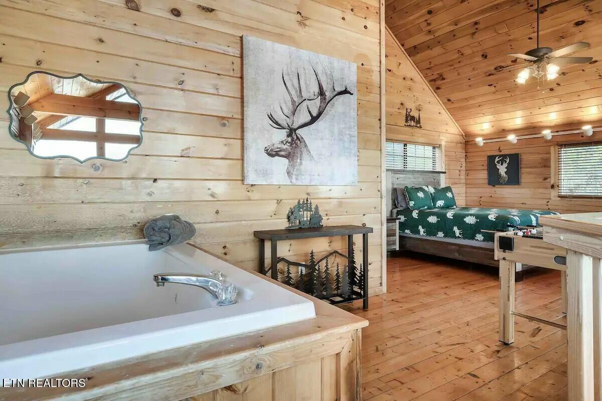 2313 Fox Berry Way