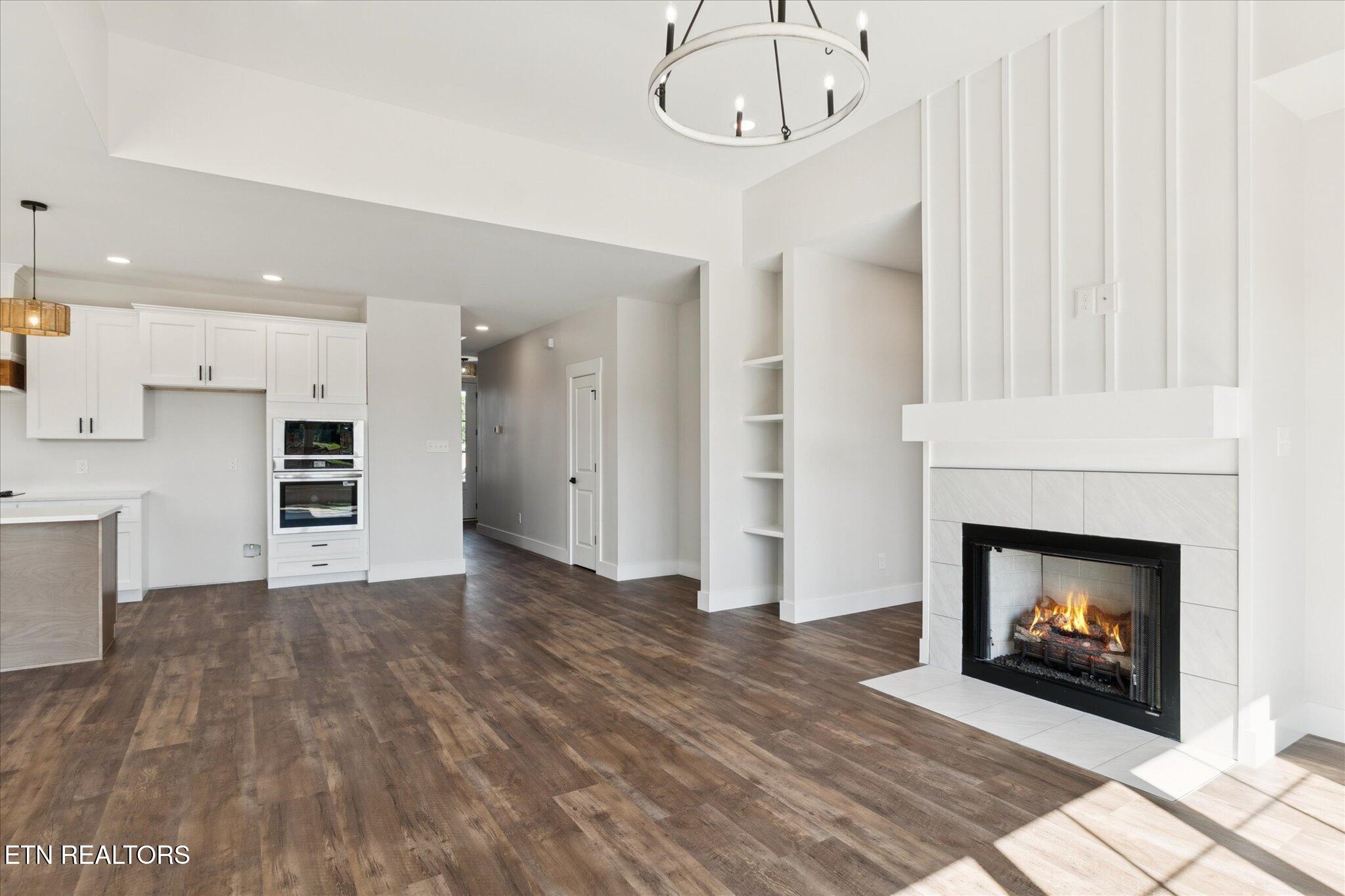 3017 Bridgewater Blvd