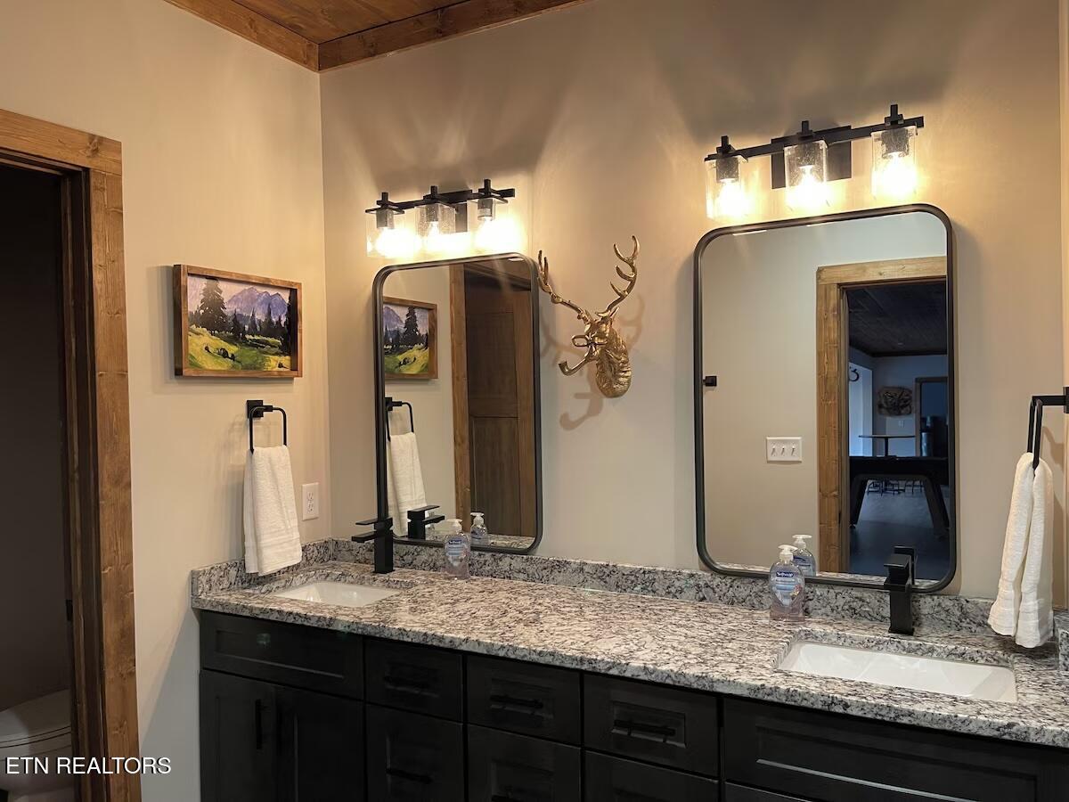 3142 Smoky Bluff Tr