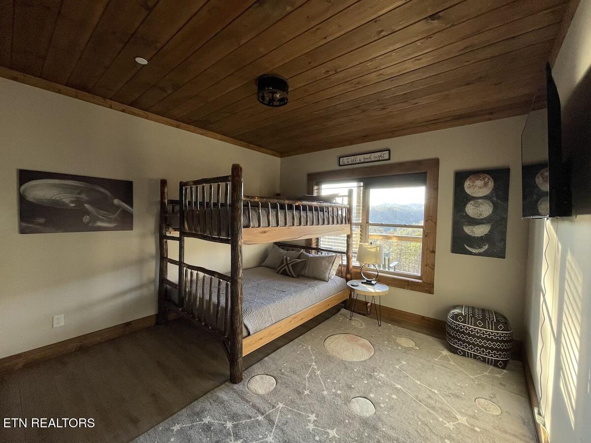 3142 Smoky Bluff Tr