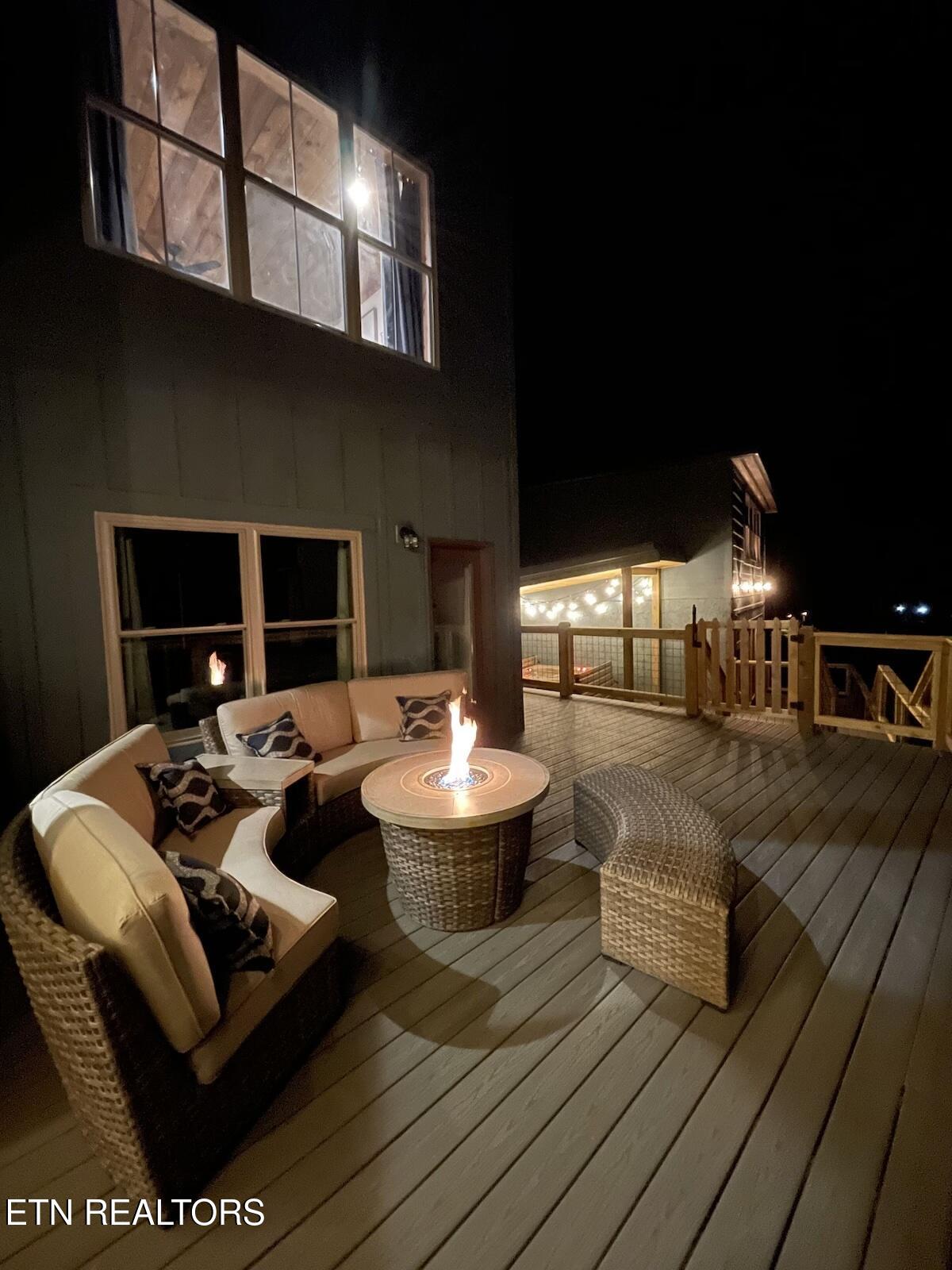 3142 Smoky Bluff Tr
