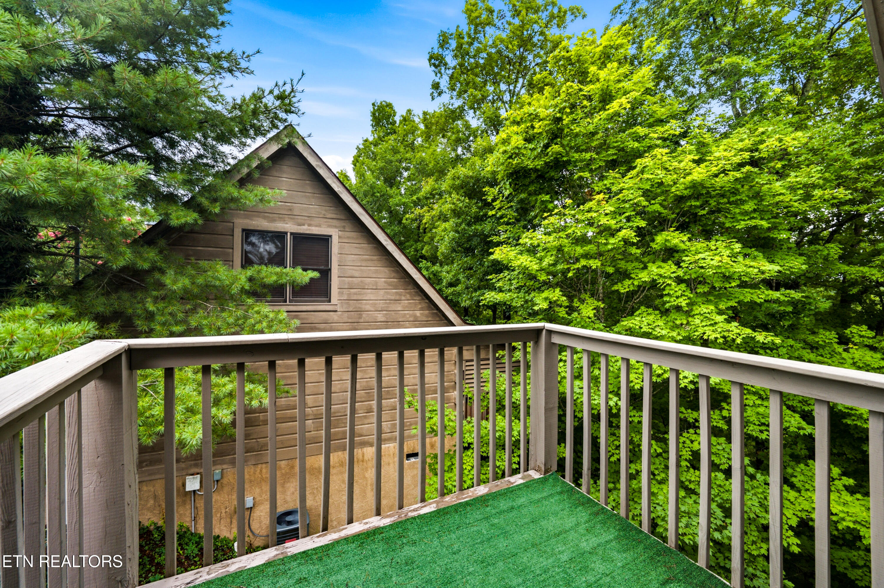 2123 Wingspan Drive