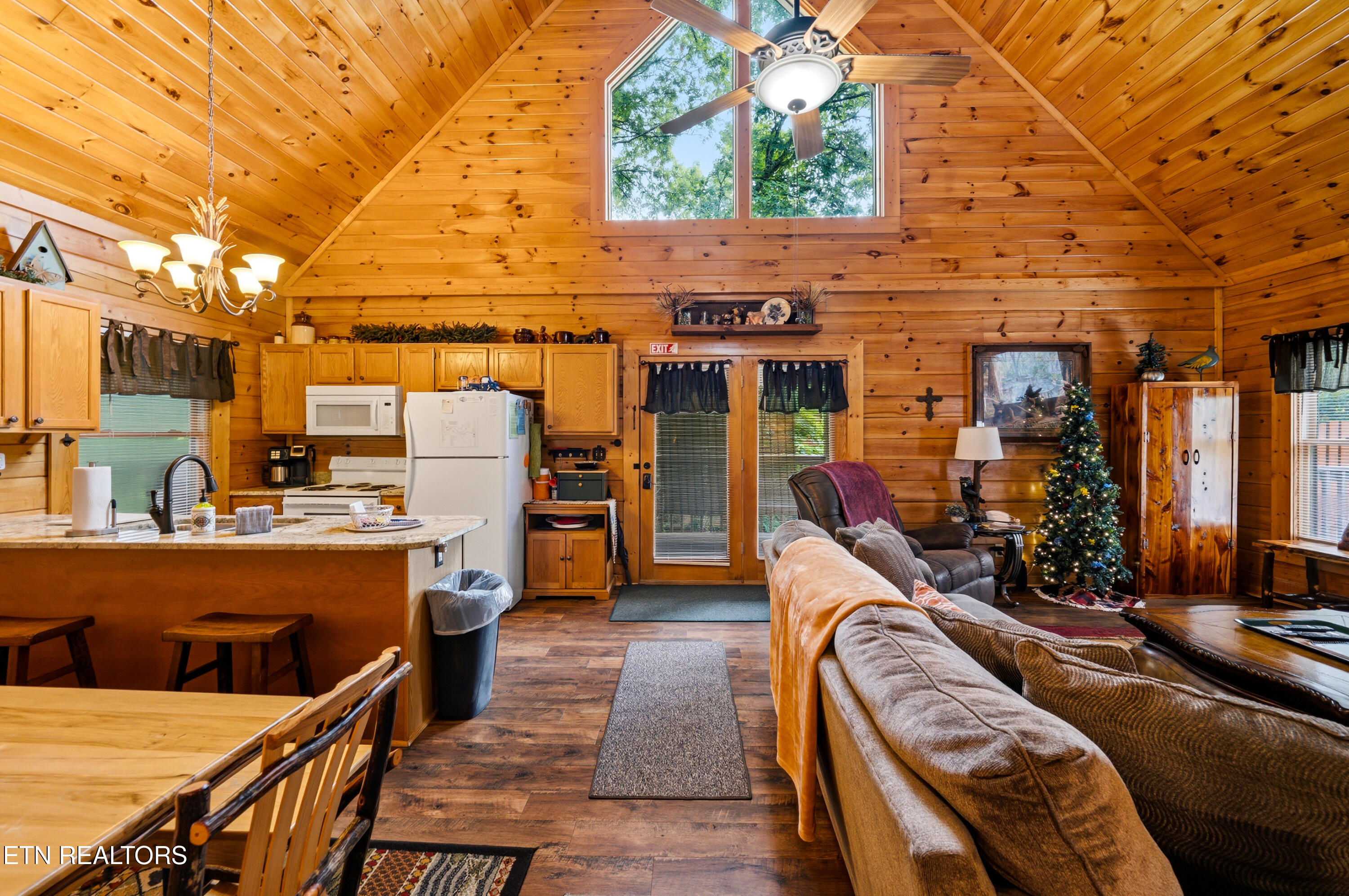 2123 Wingspan Drive