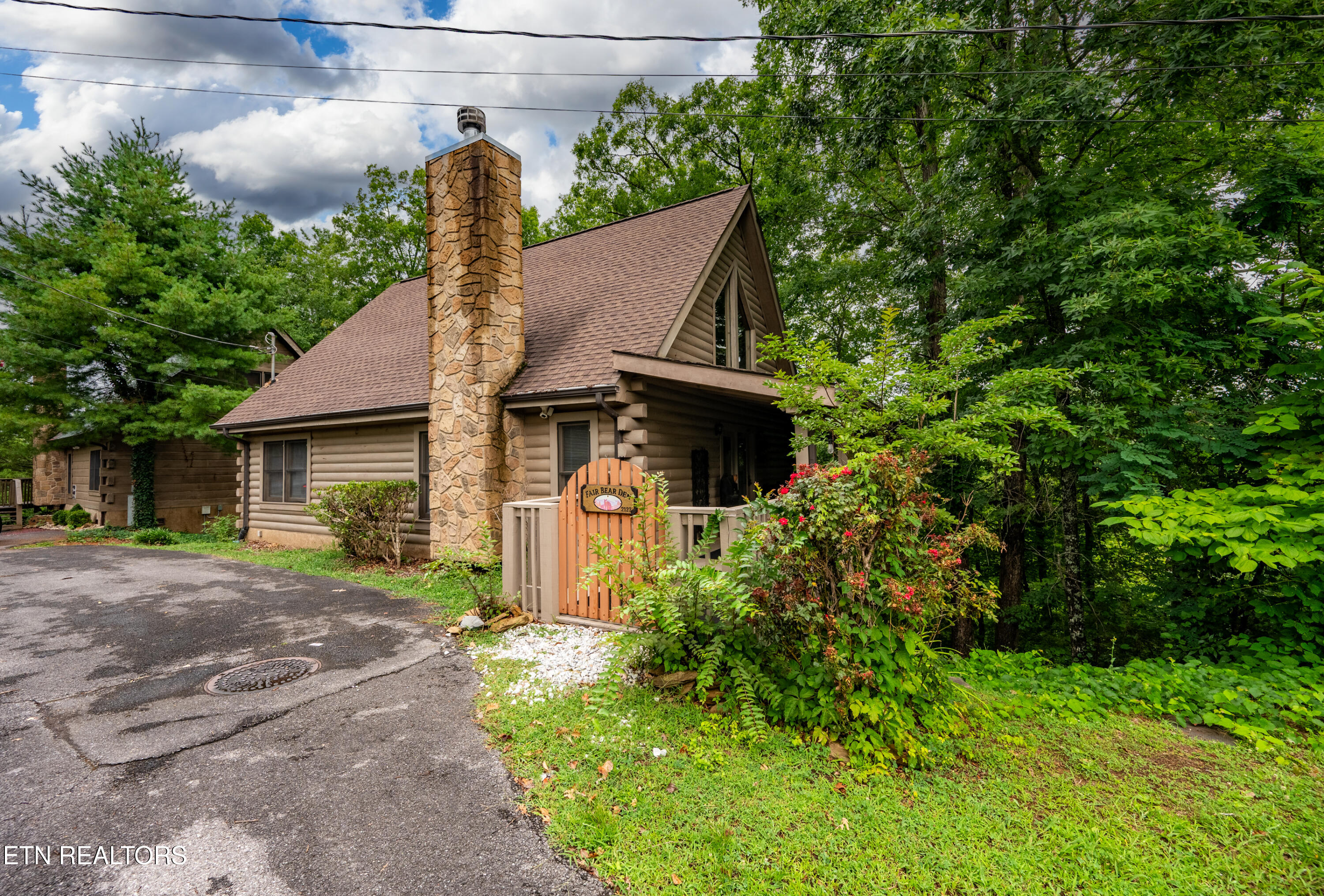 2123 Wingspan Drive