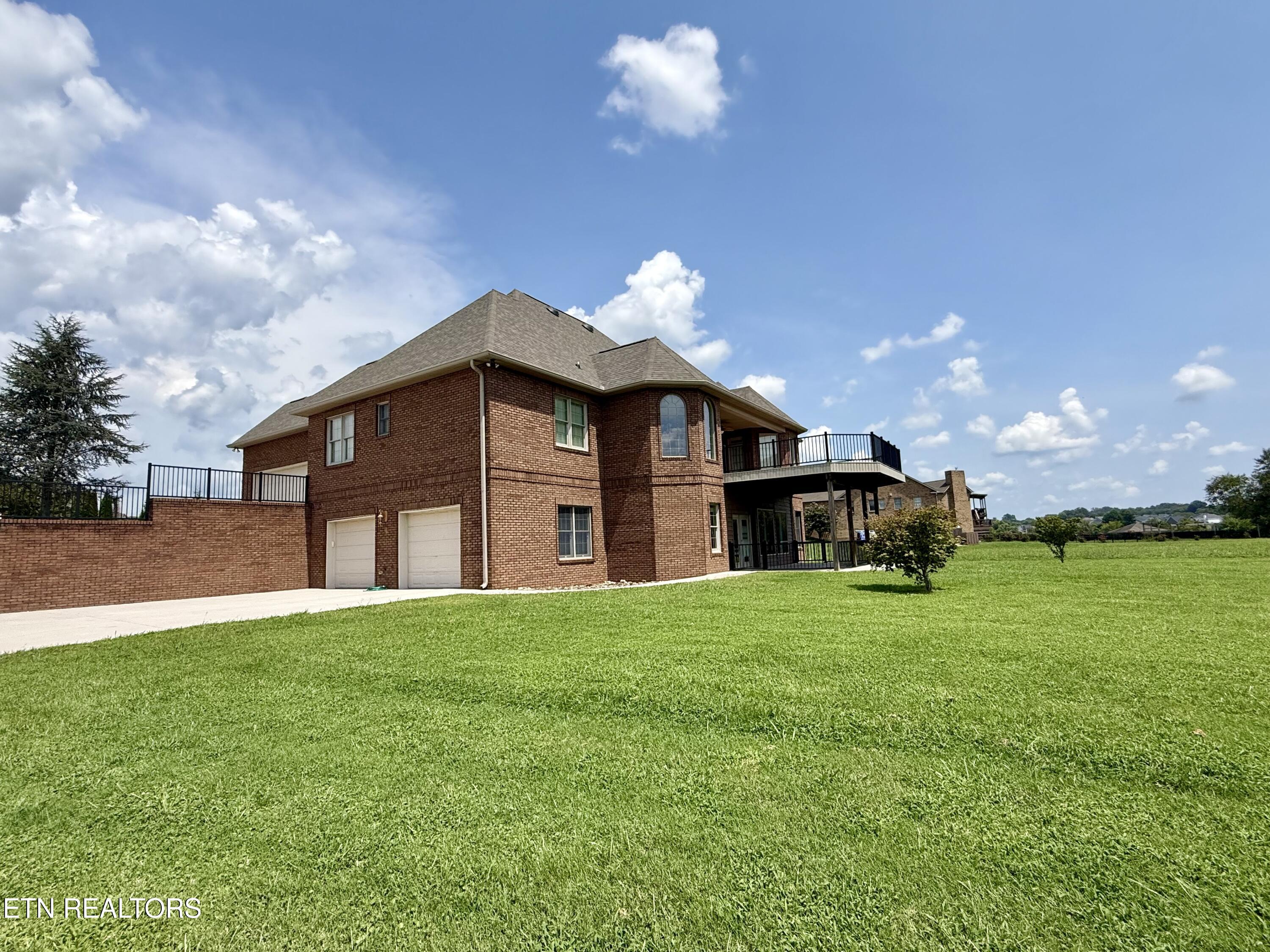 2772 River Island Blvd
