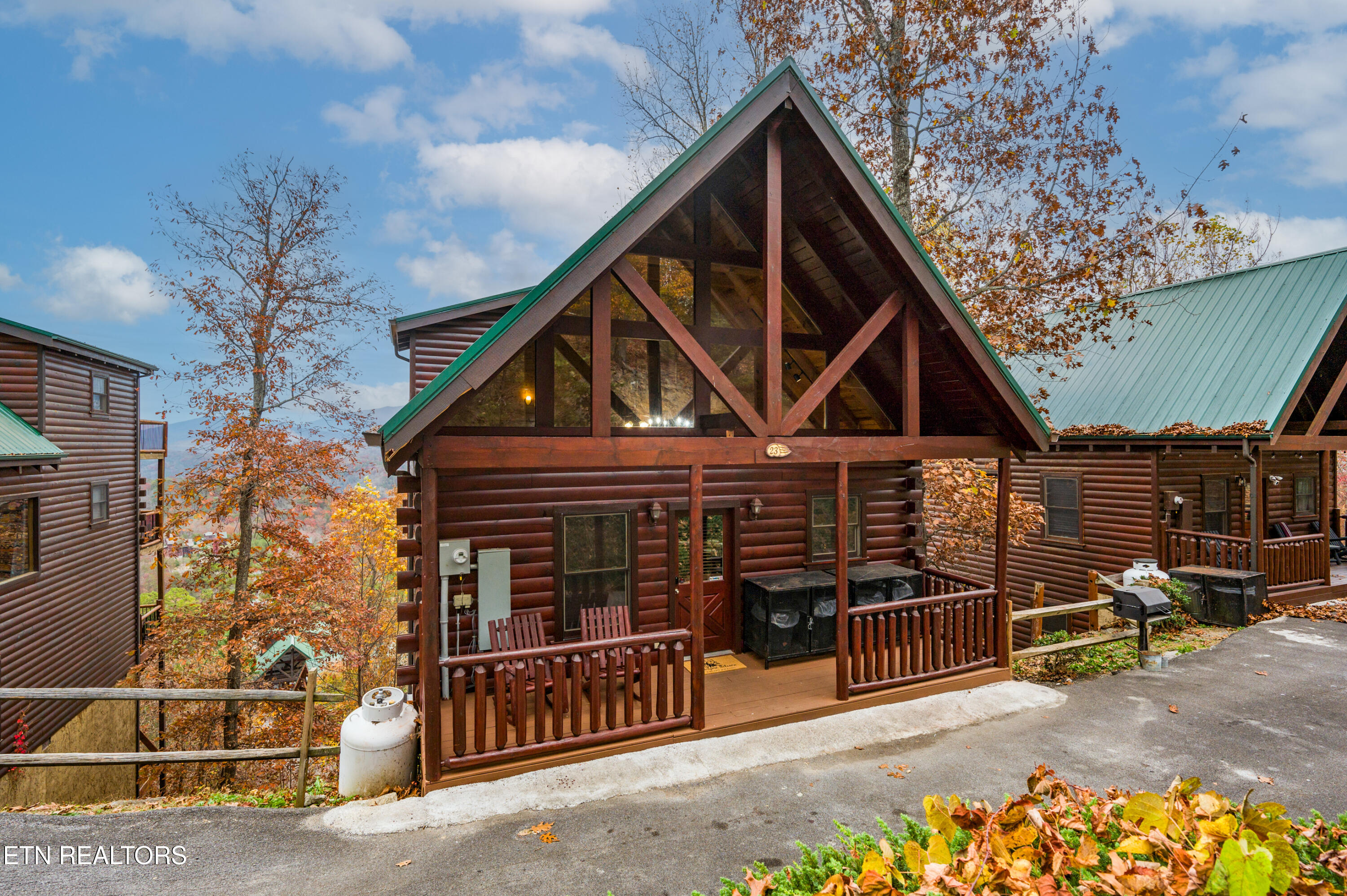 2251 Upper Middle Creek Rd